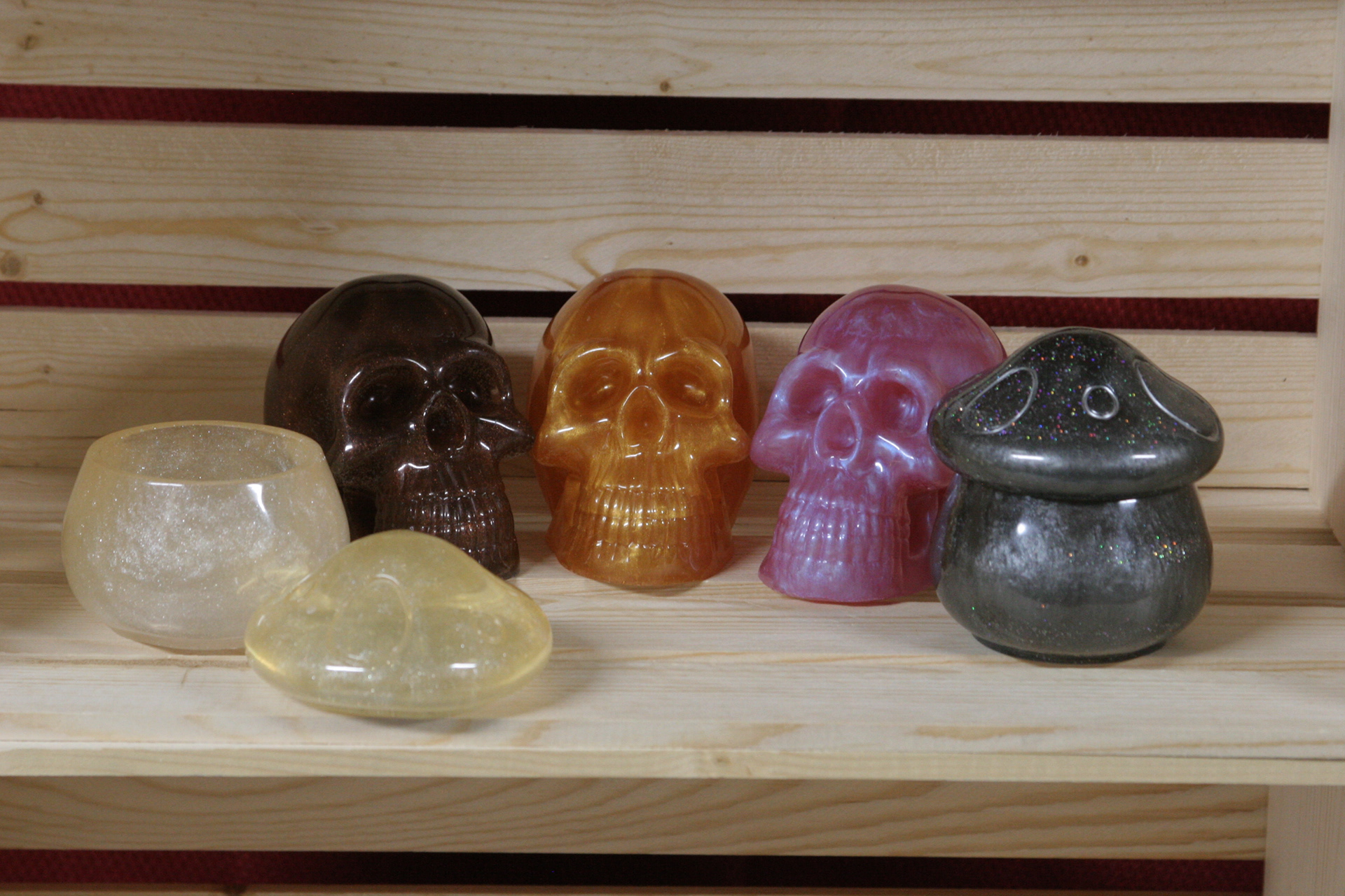 Resin Skulls and Mushroom