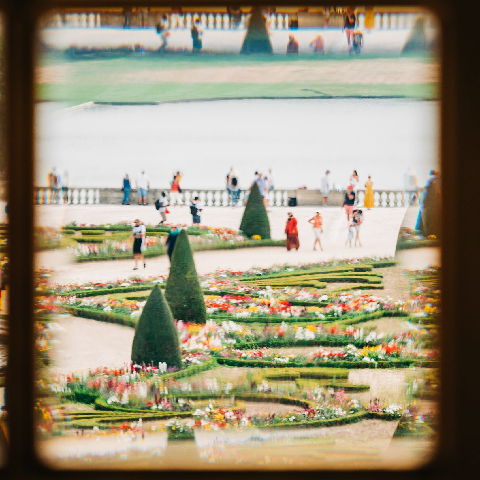 It's the glass, not your eyes.