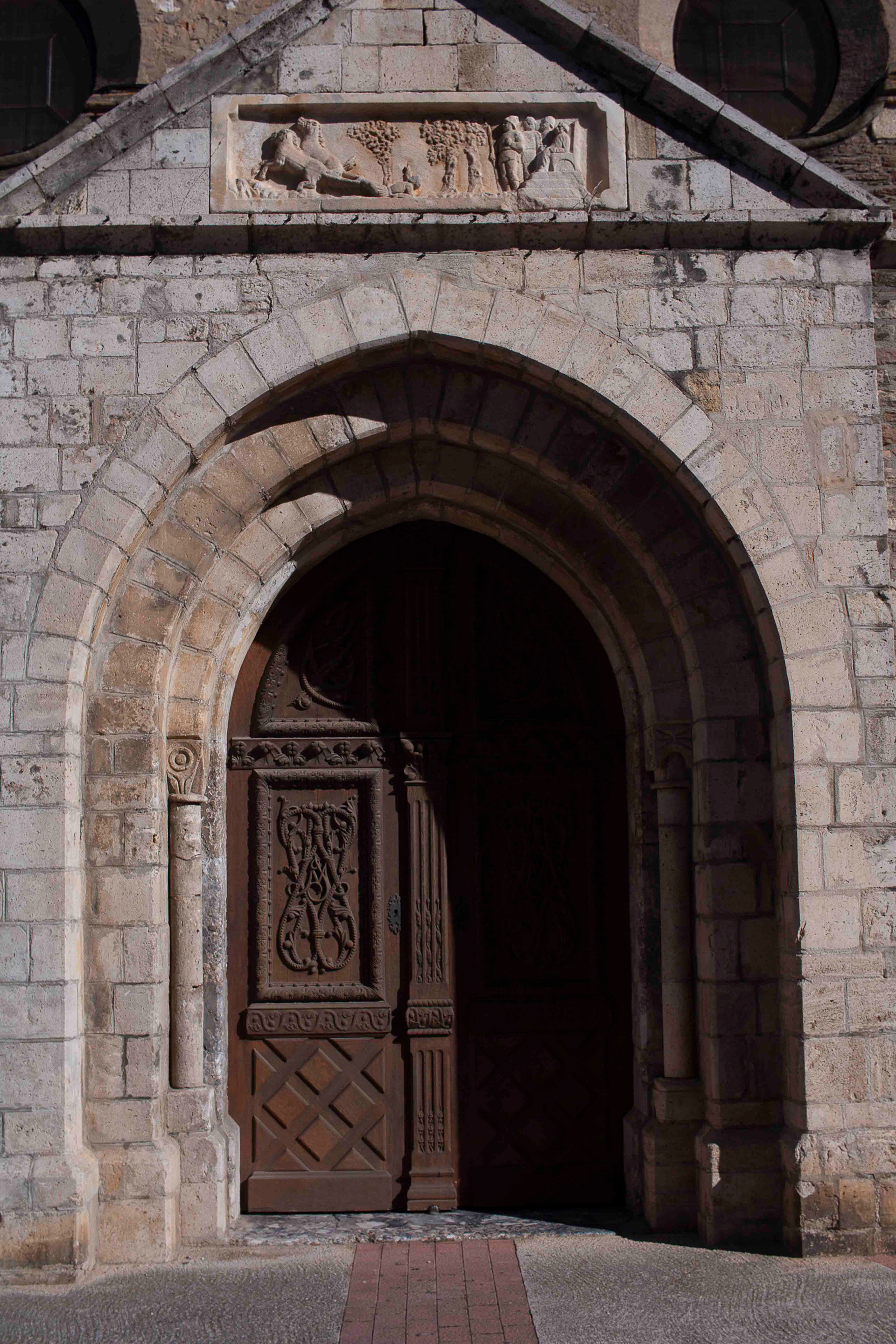 Portes fermées : vers qui prier ?