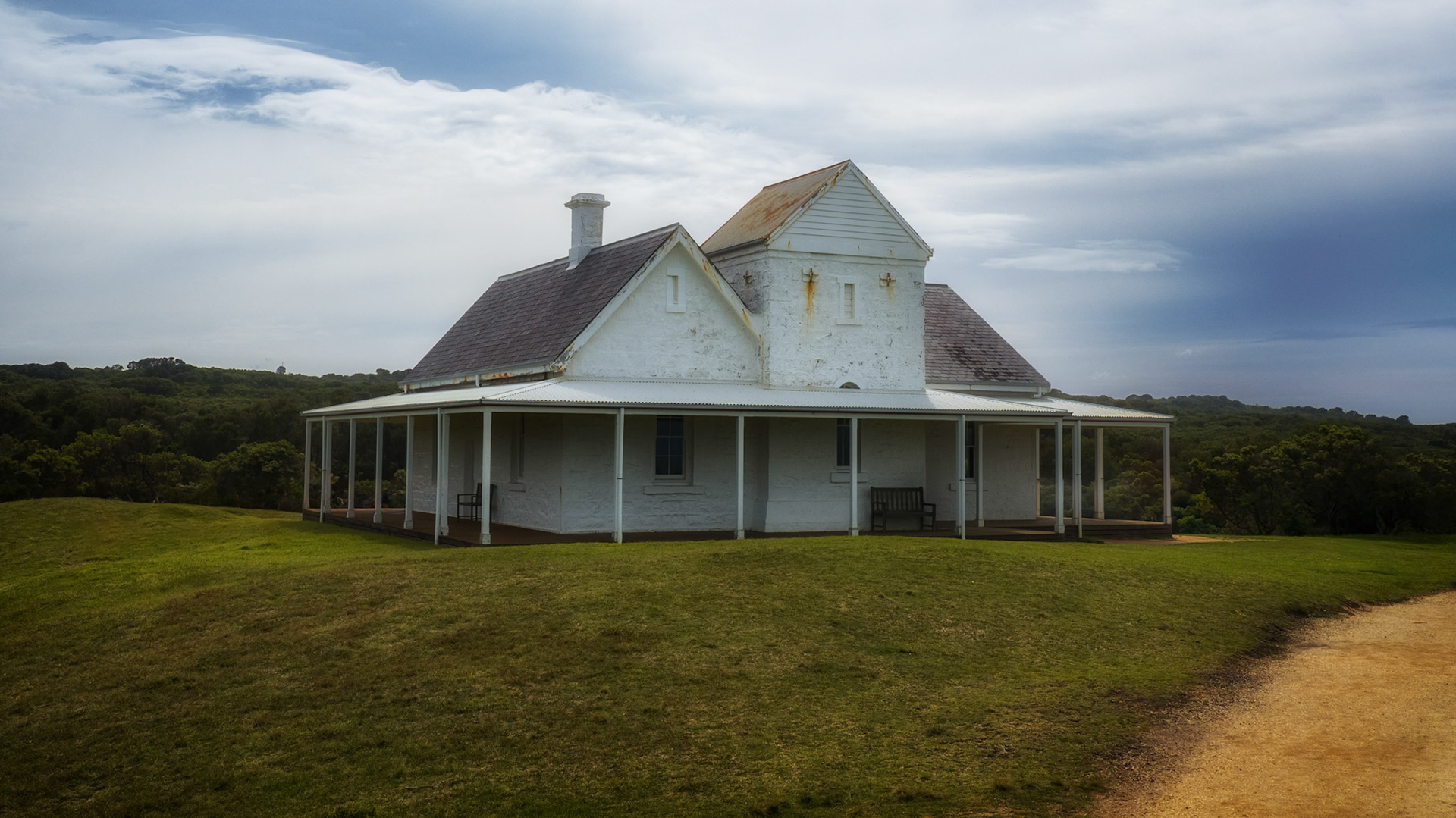 Telegraph station