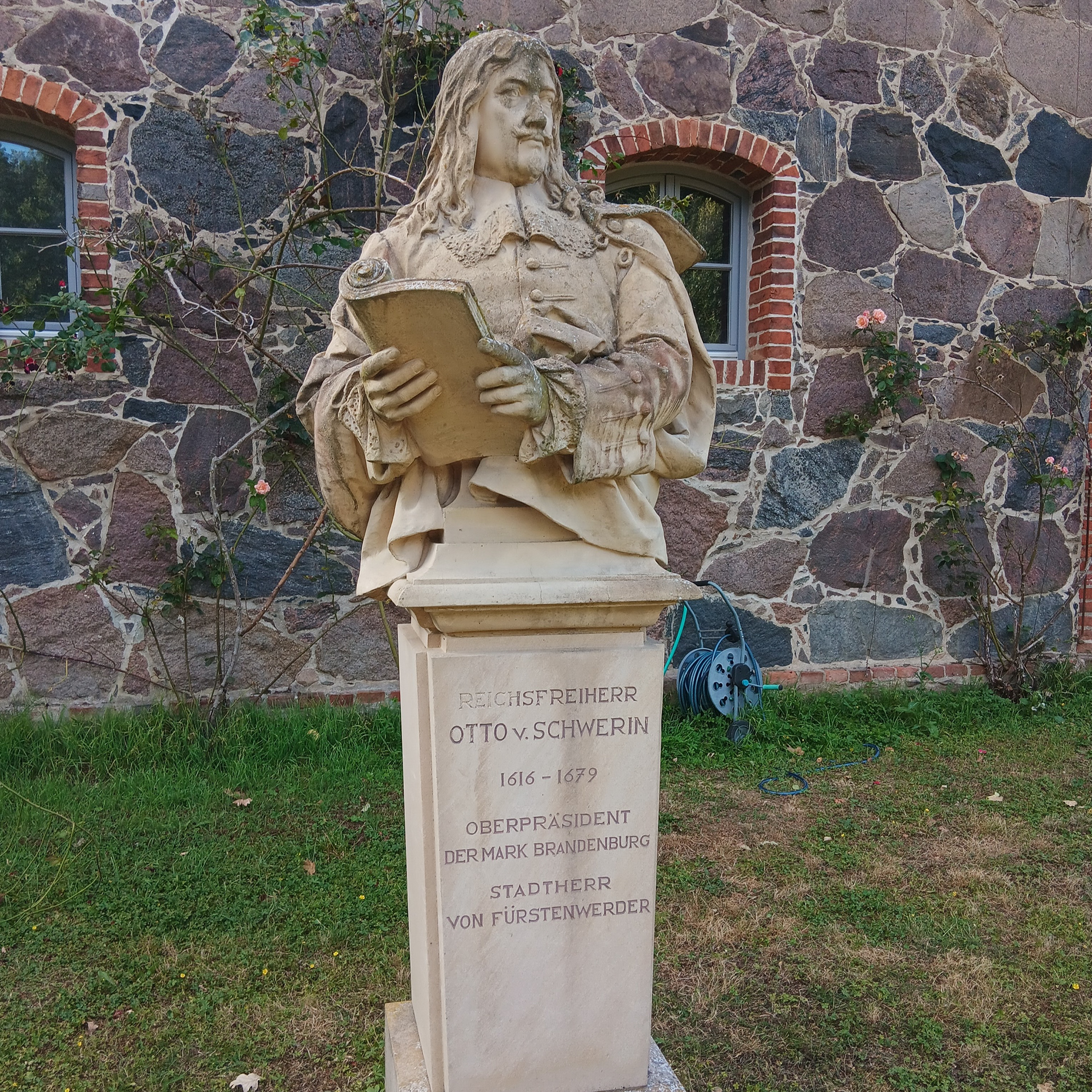 Das ist Otto, der uns während der Fahrt tatkräftig moralisch unterstützt hat.