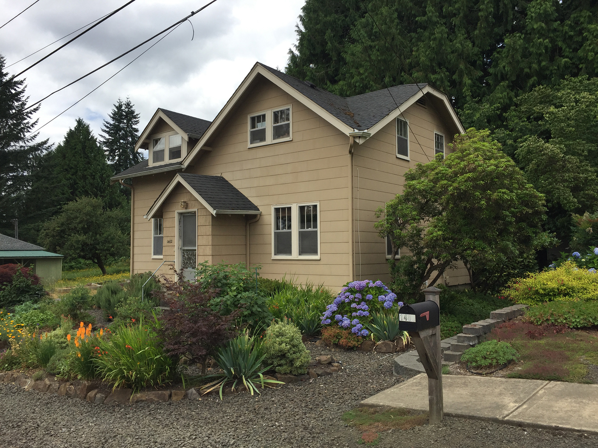 August 2017 - Front
