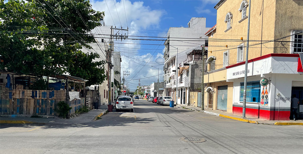 Neighborhood around El Mexicano.