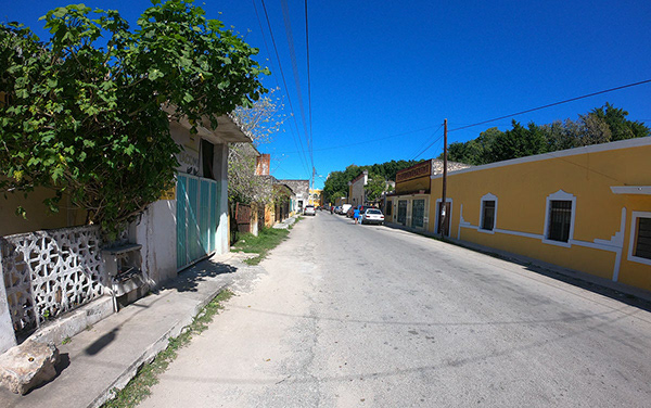 Neighborhood around the castle.