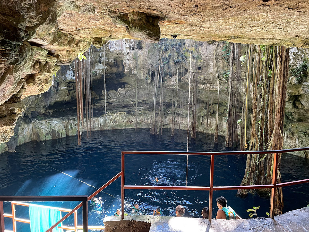 Cenote Oxman