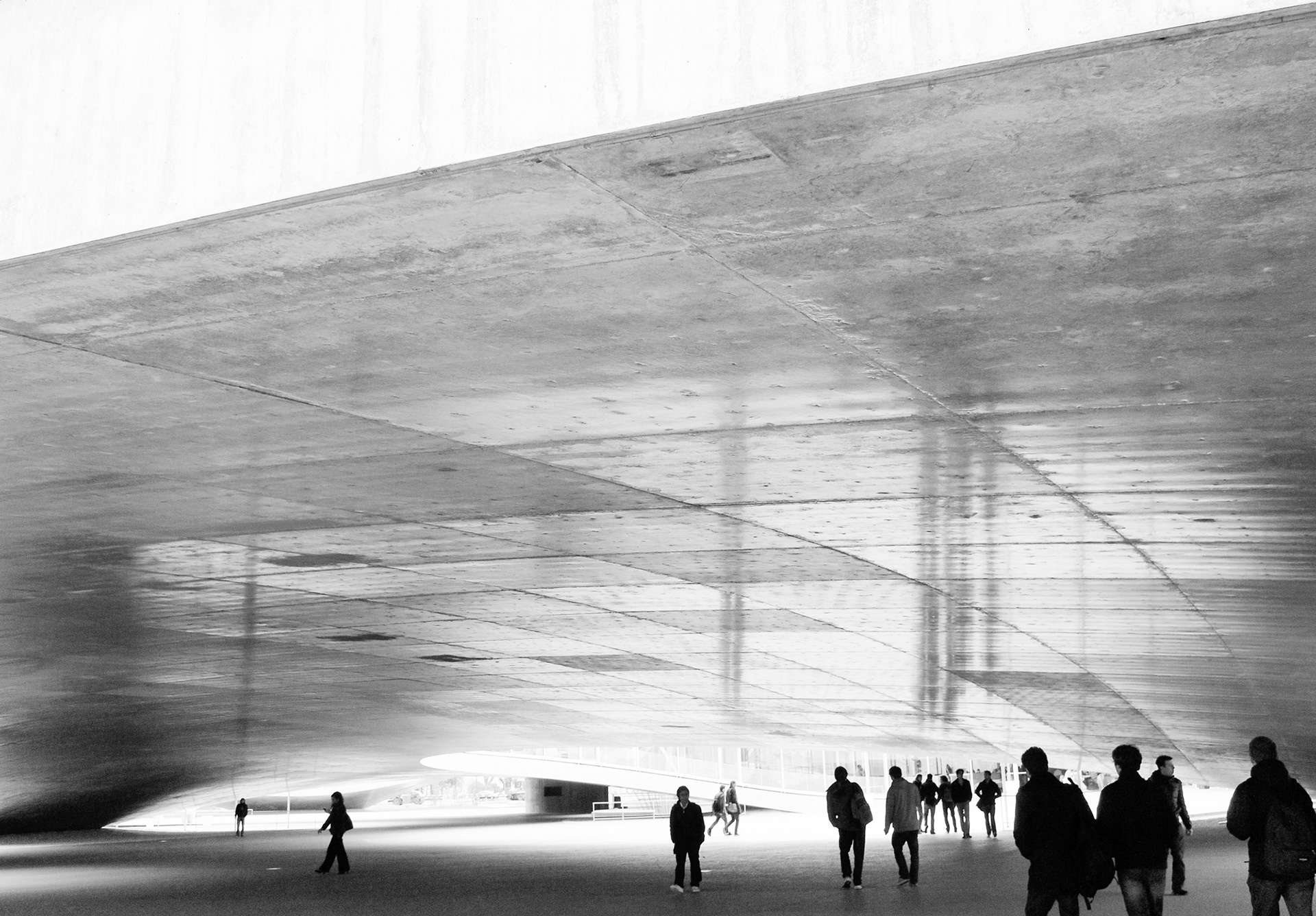 Sous le Rolex Center de l'EPFL