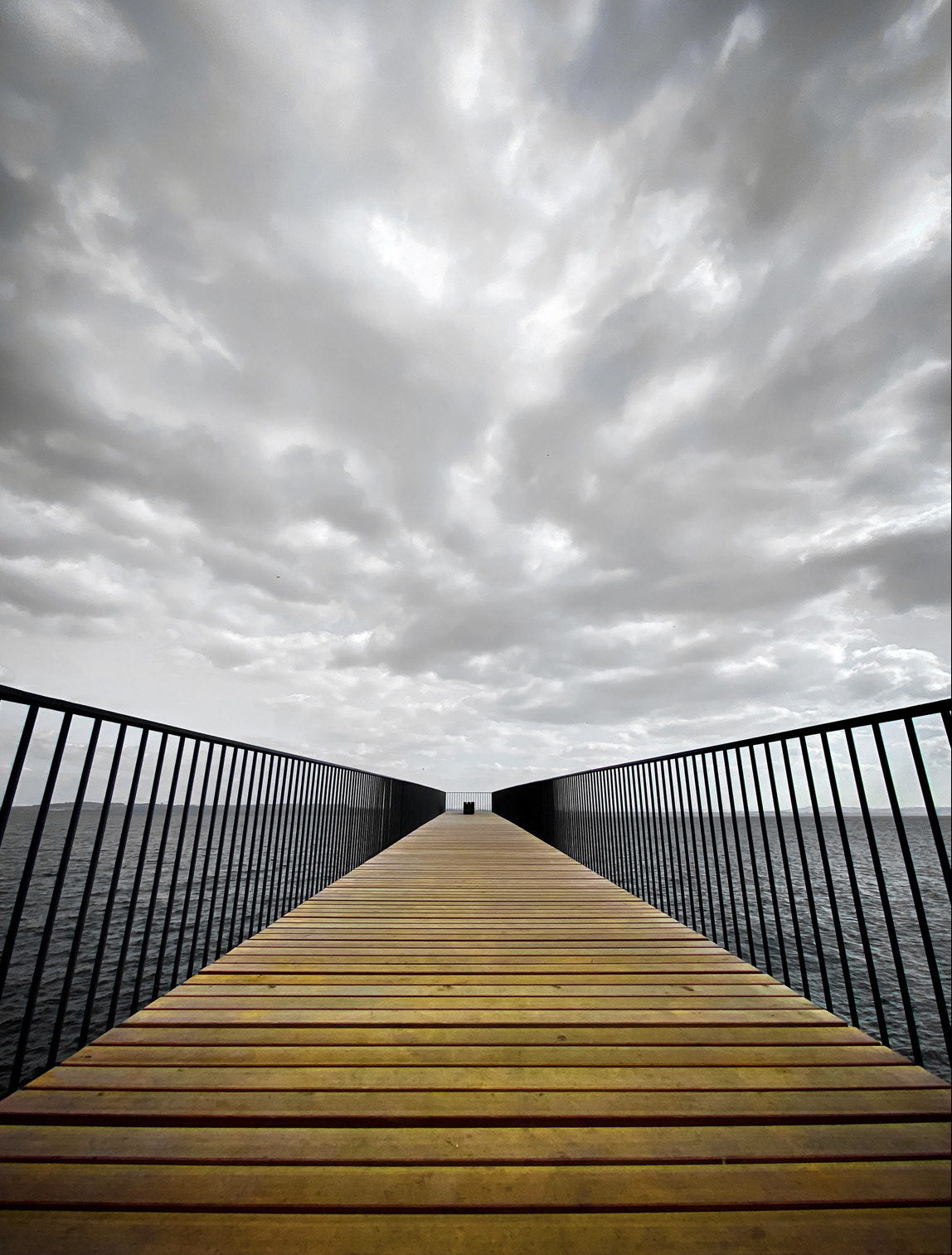 Passerelle vers le lac de Neuchâtel