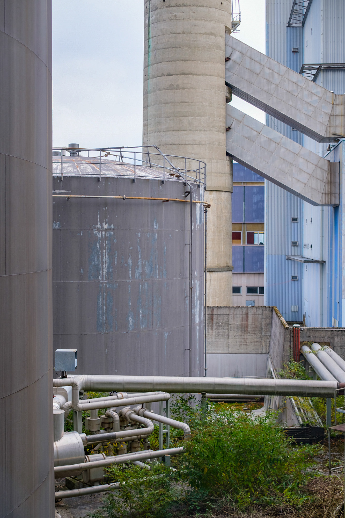 La centrale thermique de Vouvry, également appelée usine de Chavalon