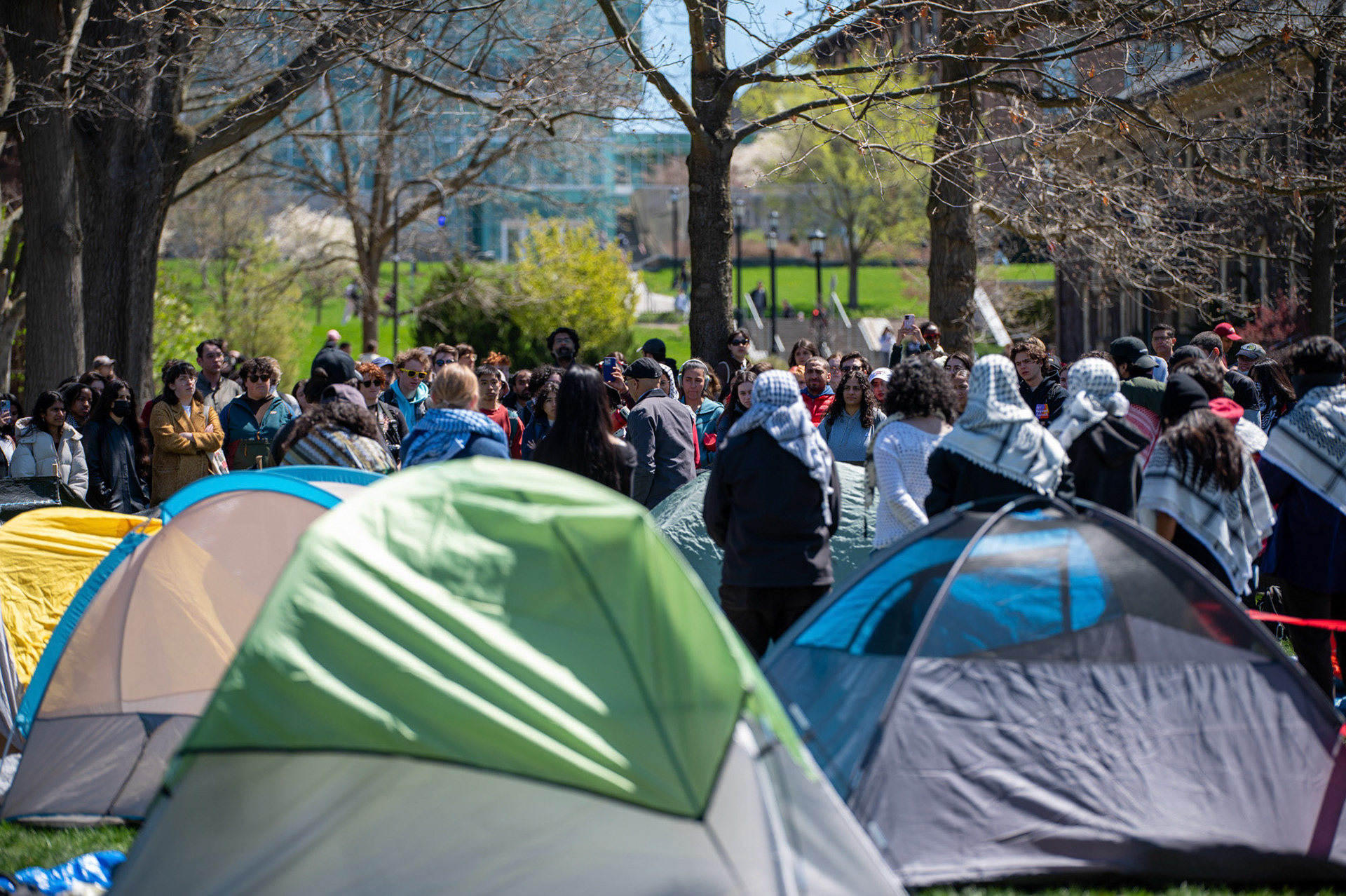 A crowd of over 500 people rally at the encampment on Arts Quad, April 25th 2024. (Ming DeMers/Senior Photo)