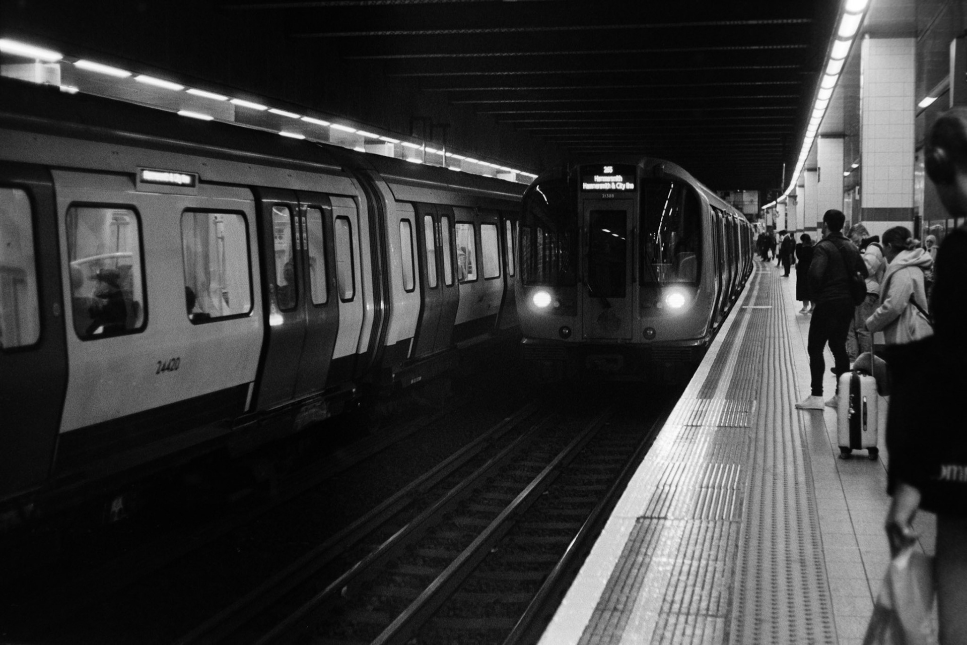 Yashica Electro 35 GT - Ilford HP5+