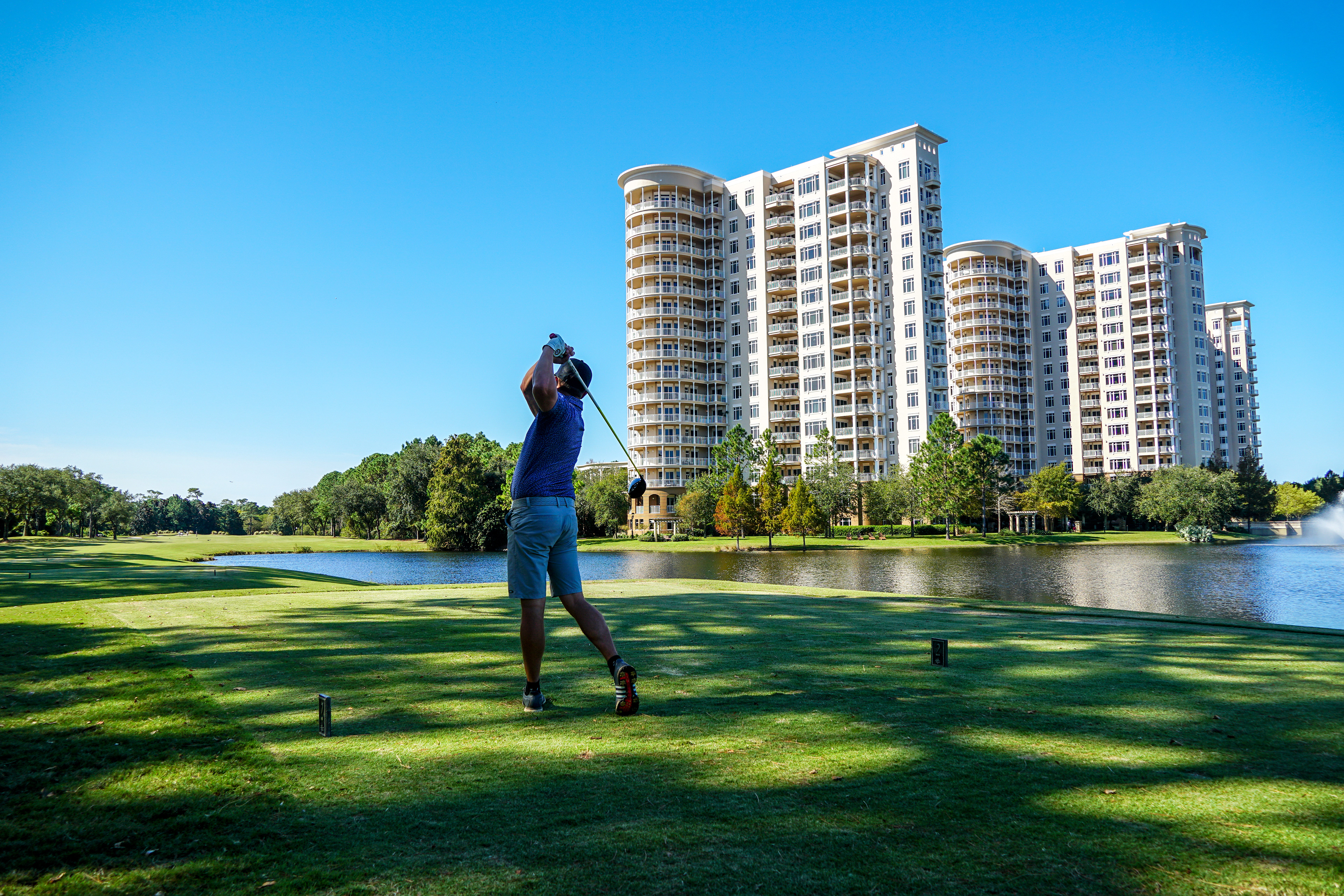 Going to play 18? Take me along and get some great shots of your game!