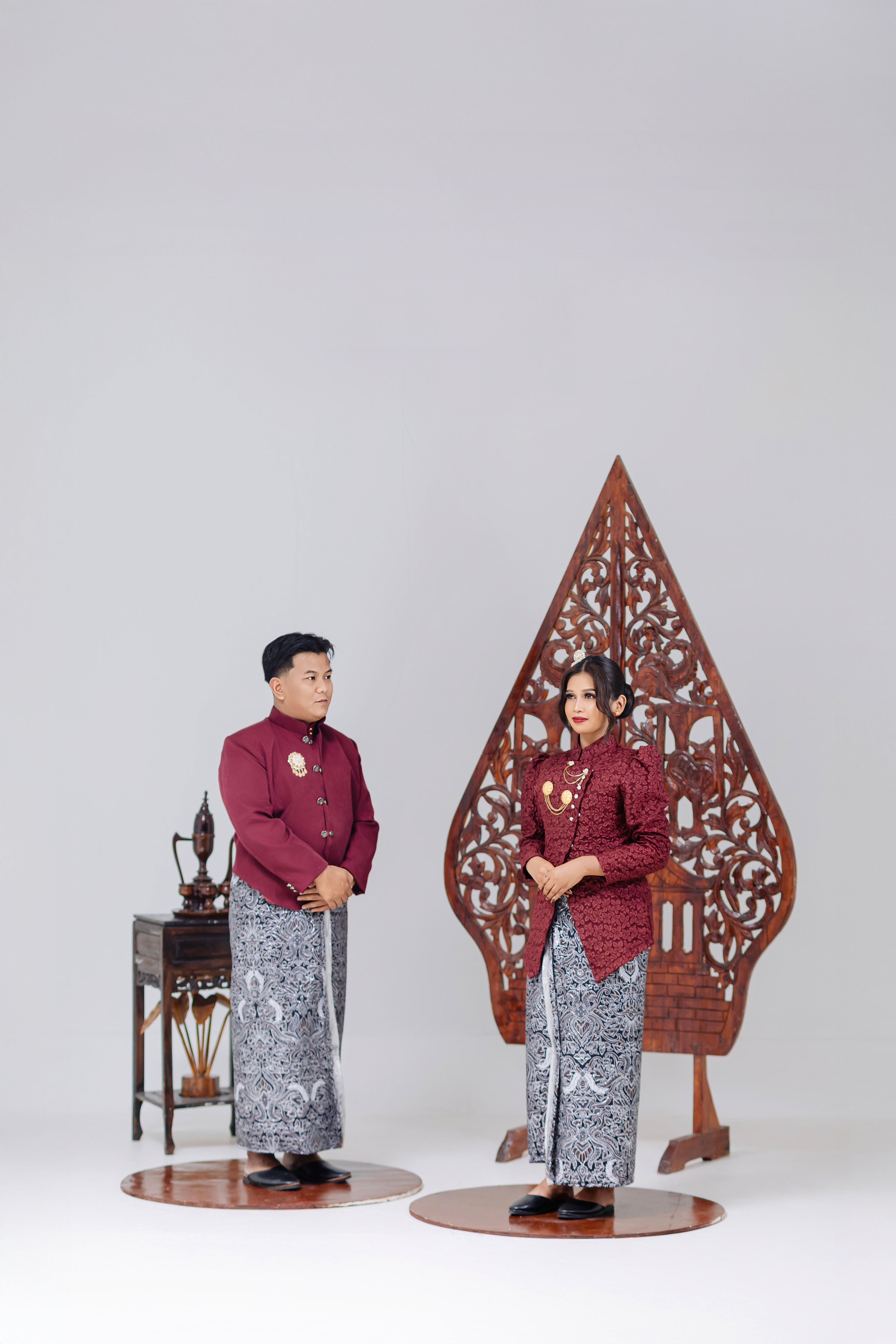 Kebaya Janggan Marun