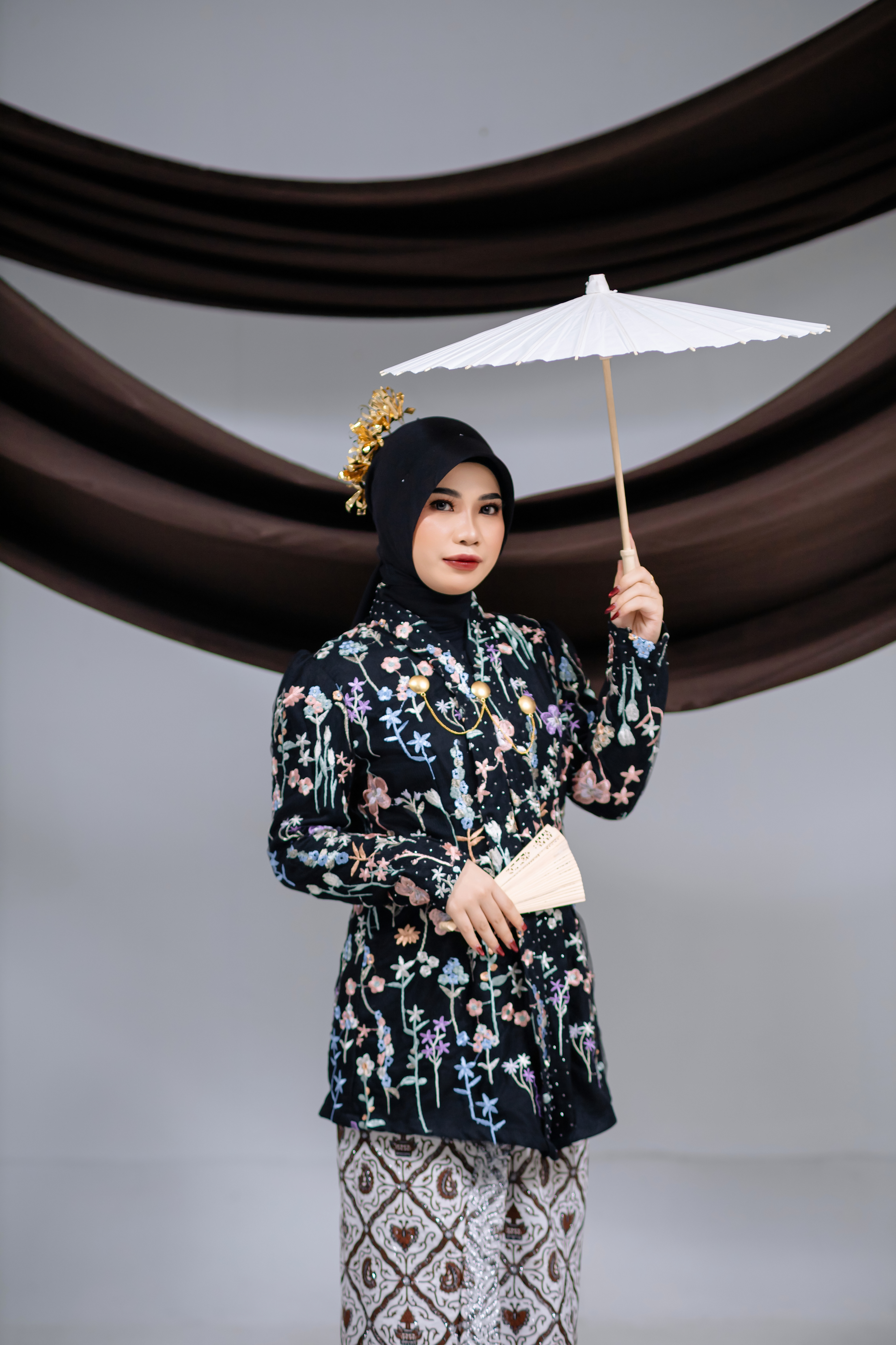 Kebaya Bunga Vintage