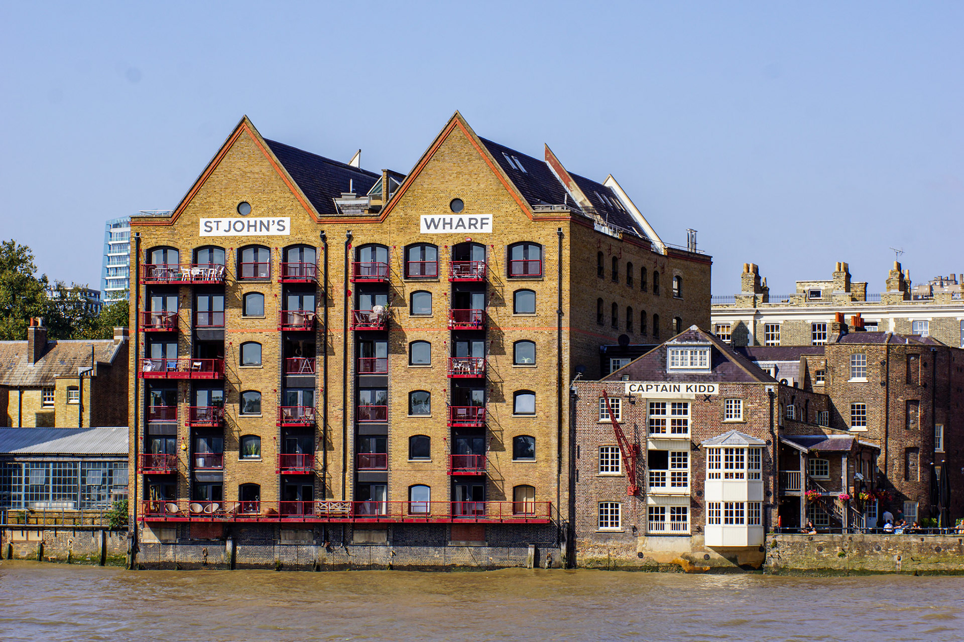 Bank of the Thames