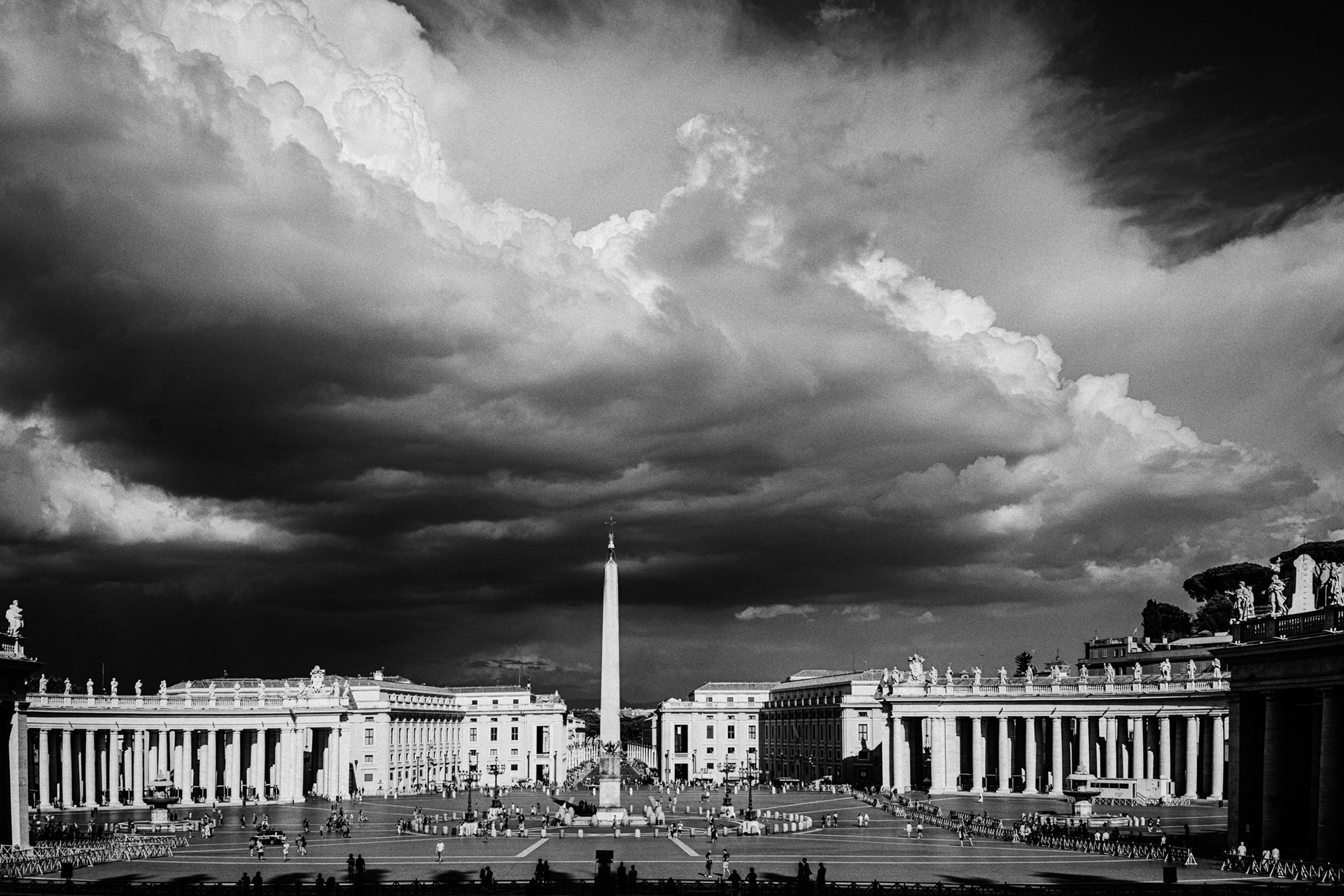 Orage, Place Saint Pierre, Rome
