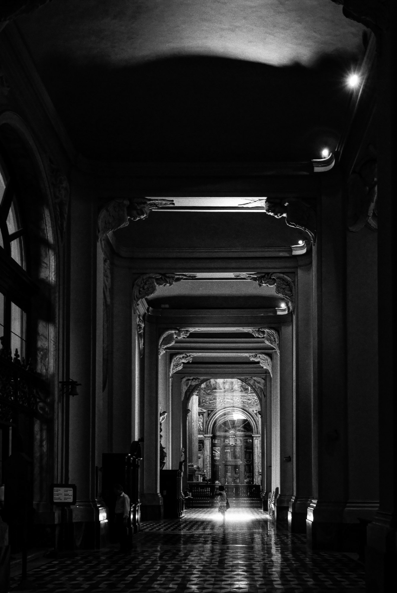 Rayons miraculeux à Saint Jean de Latran, Rome