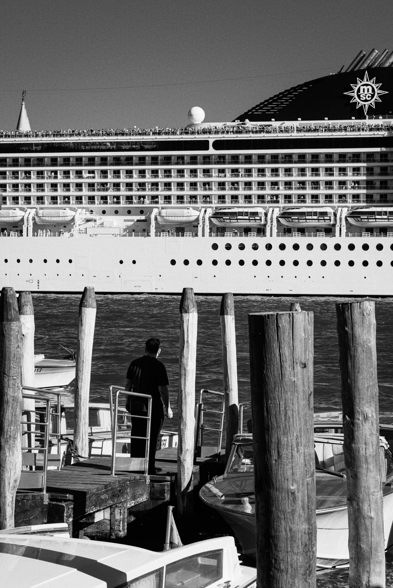 Combat inégal, Venise