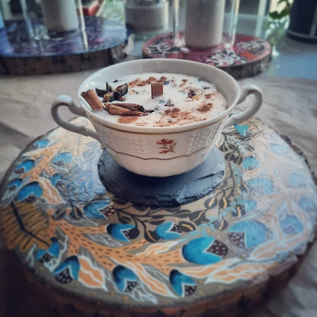 Laïte candle holder