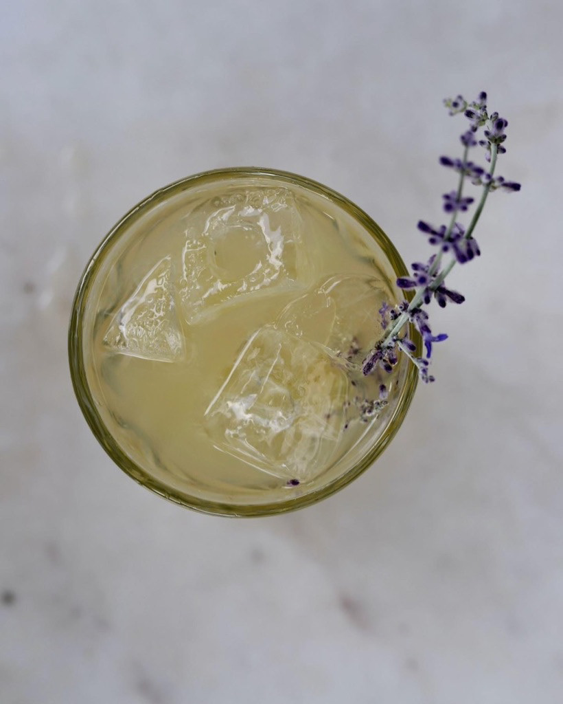 "Old City Negroni"; Post Modern Gin, Post Modern Artimisa, Baglio Baiata Vermouth, Lemon, Honey