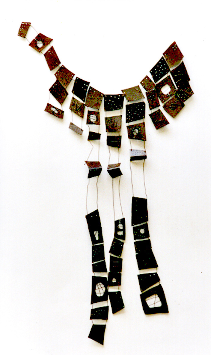 Colar (Necklace), 4 editions, 31.5 x 23.6 in, 2001.