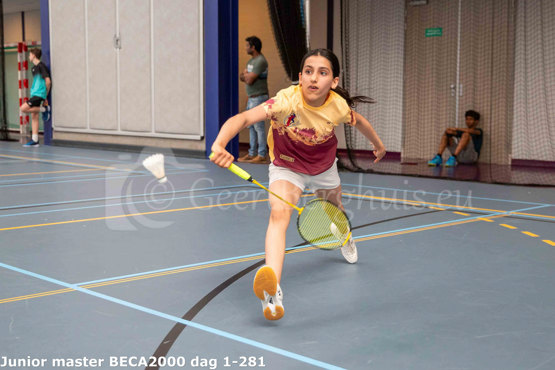 Junior master BECA 2000
