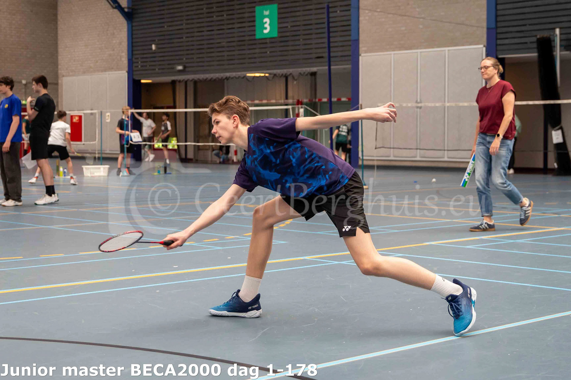 Junior master BECA 2000