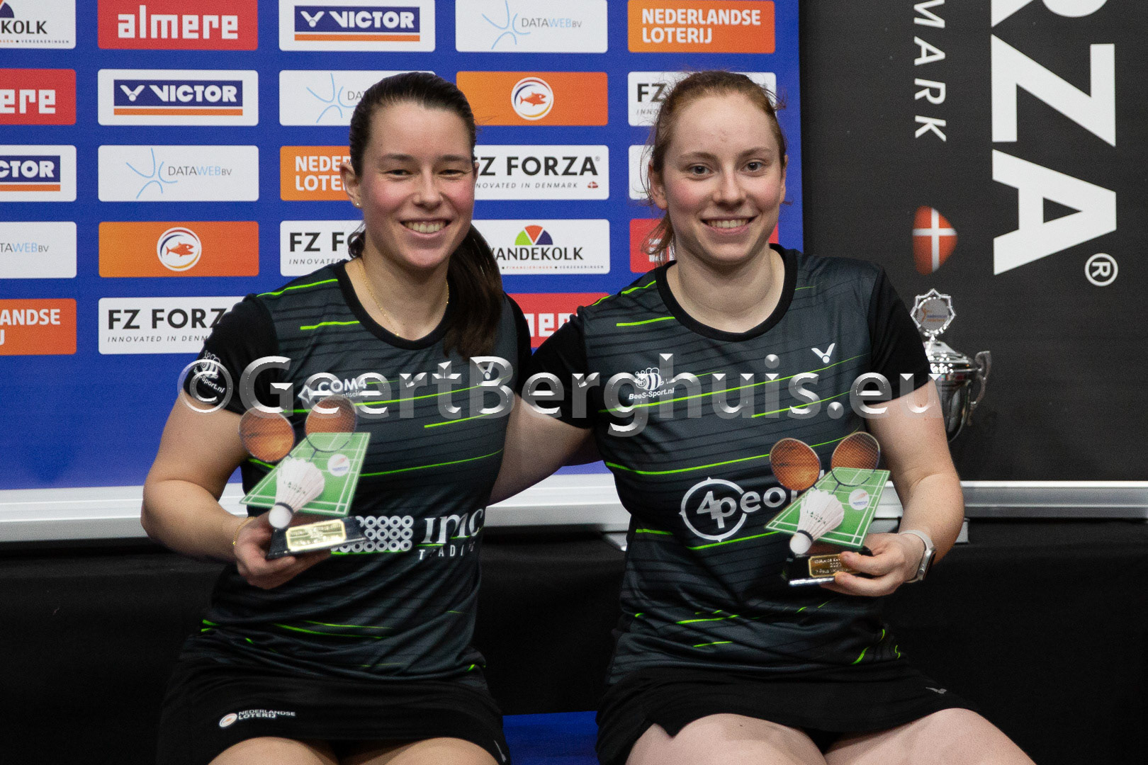 Cheryl Seinen, Debora Jille