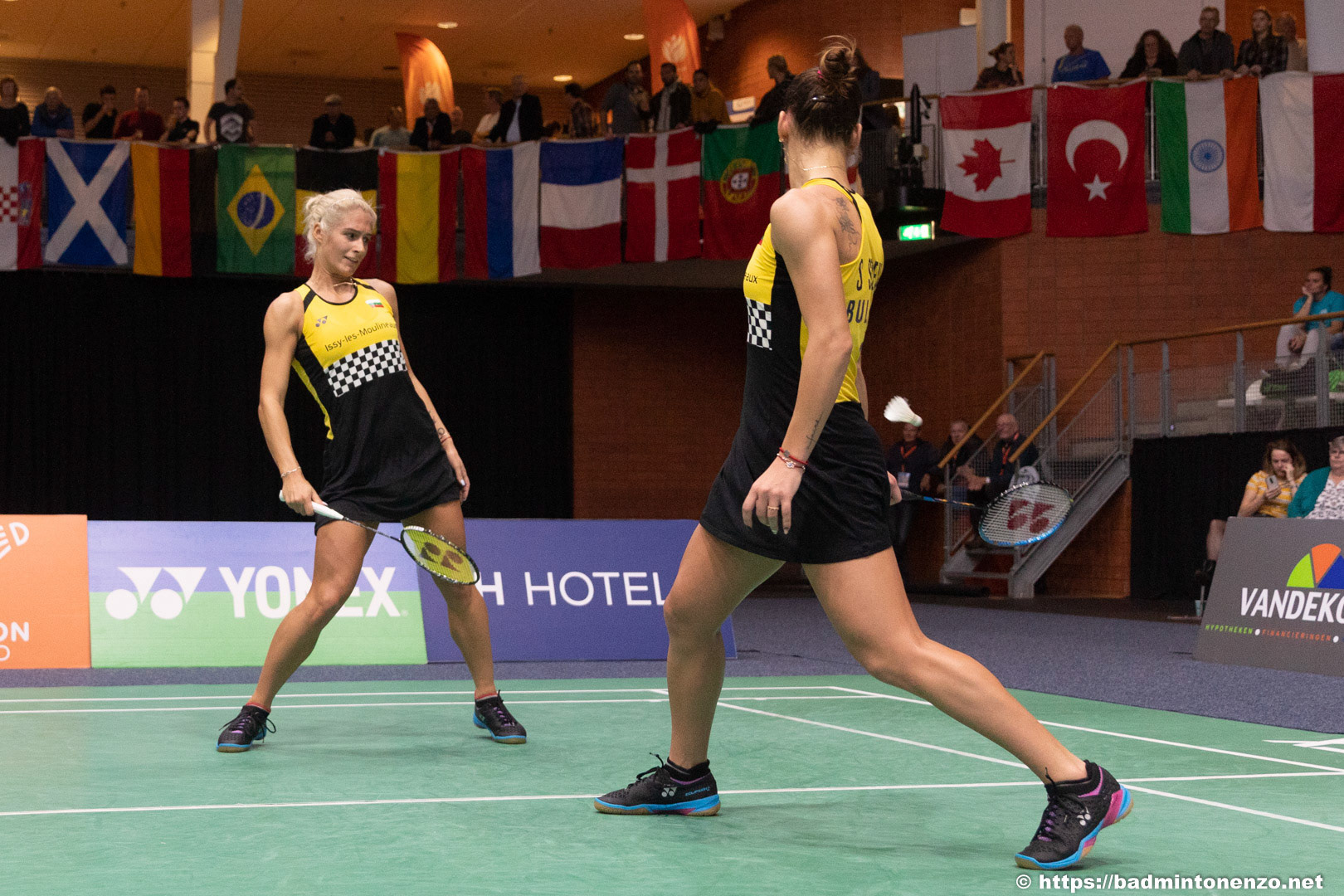 Gabriela and Stefani Stoeva