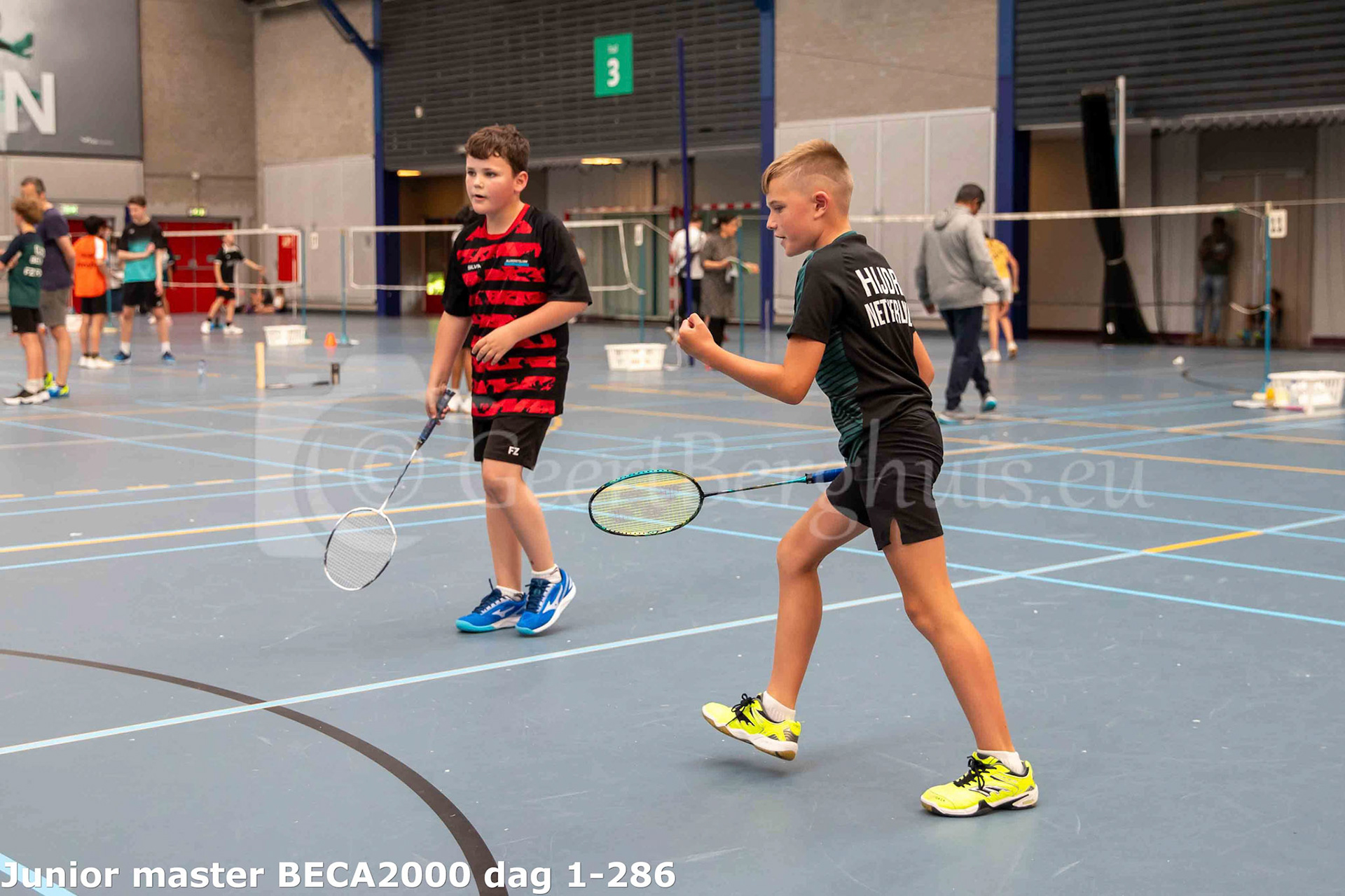 Junior master BECA 2000