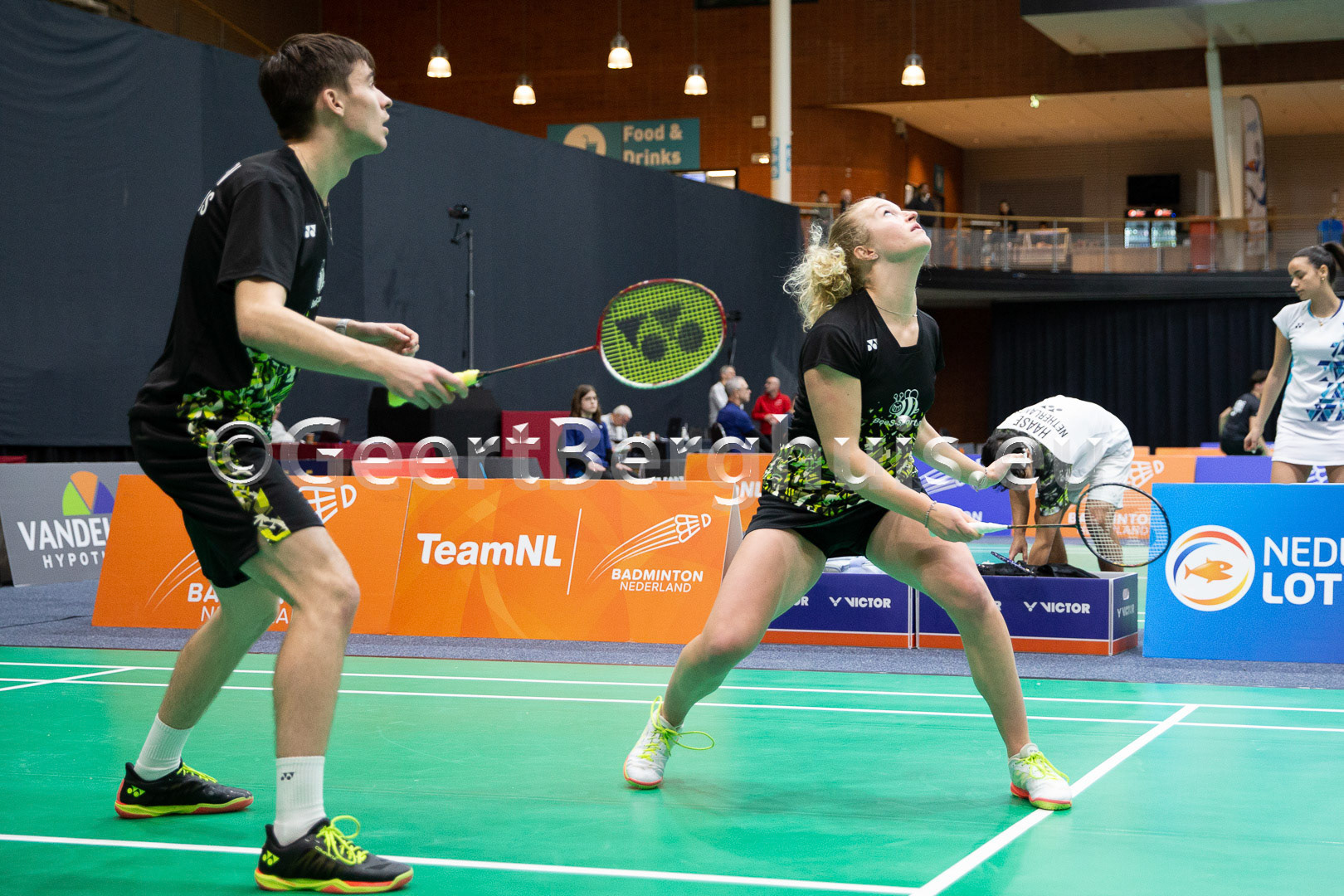 Finn Achthoven, Iris van Leijsen