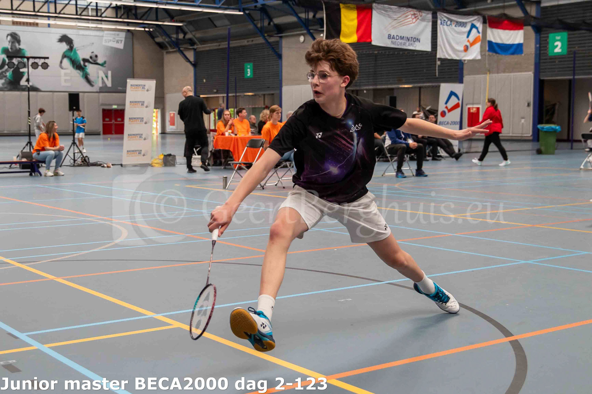 Junior master BECA2000
