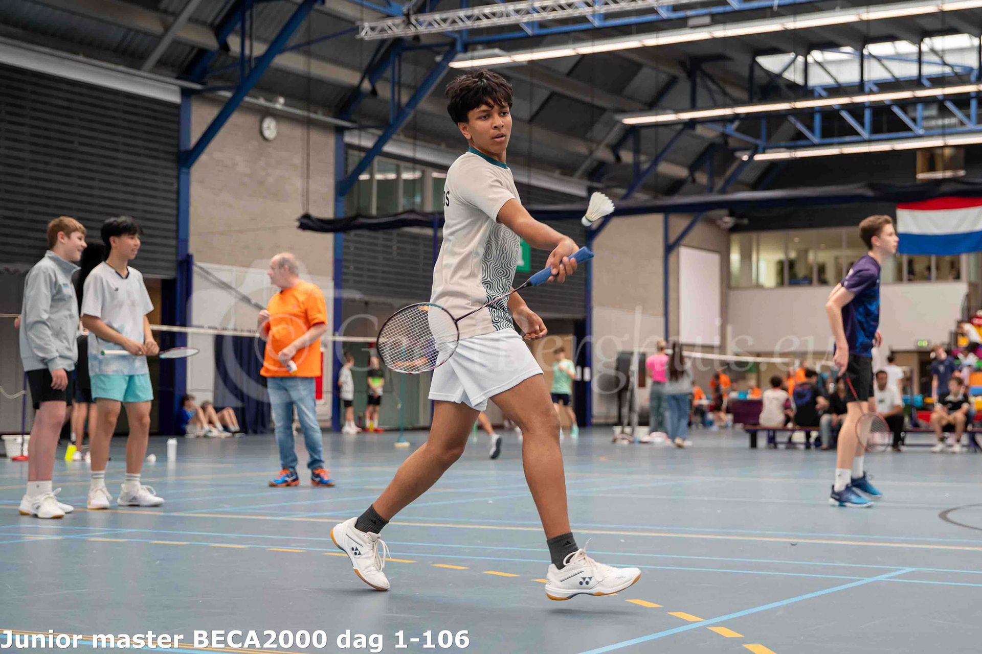 Junior master BECA 2000
