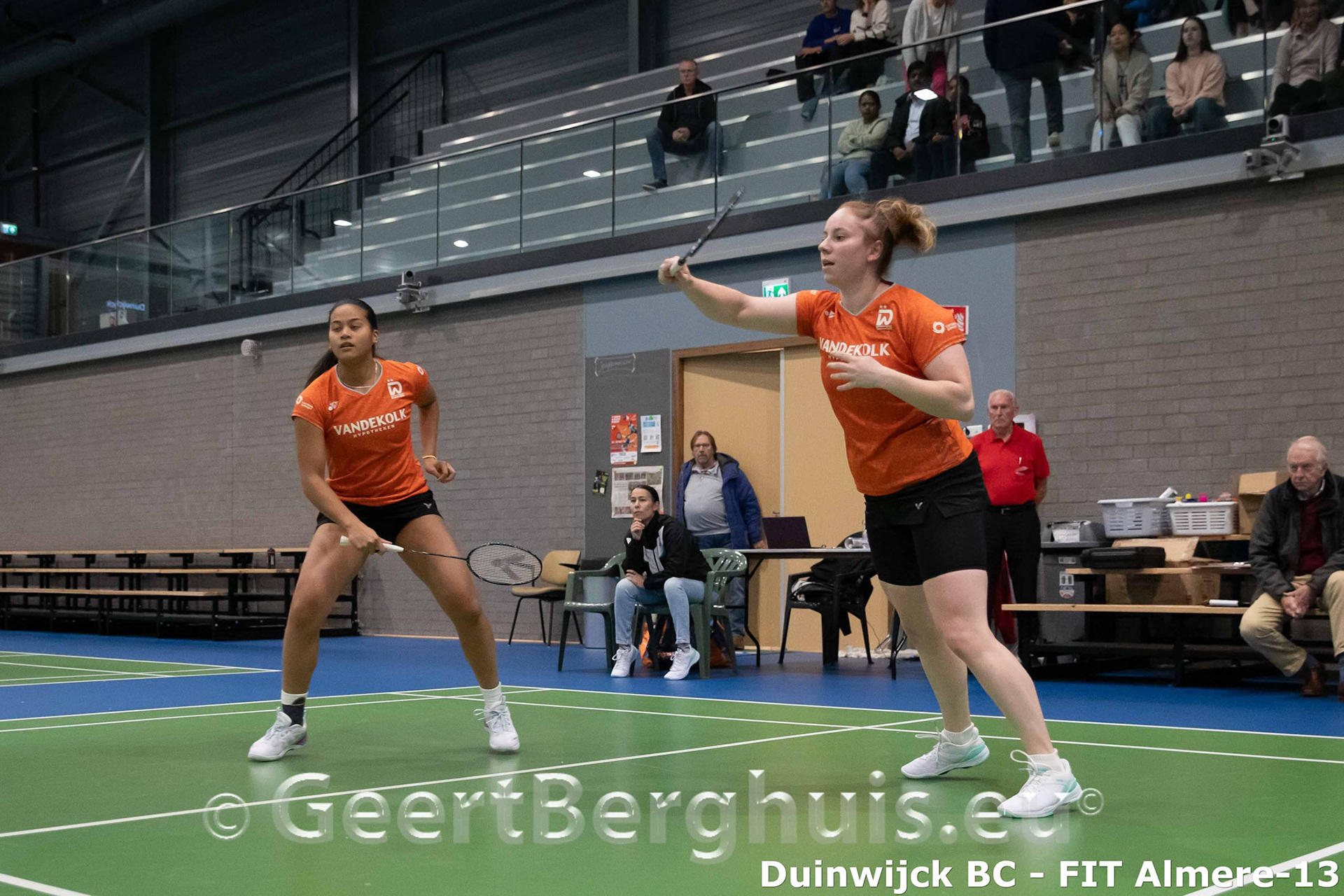 Alyssa Tirtosentono en Debora Jille