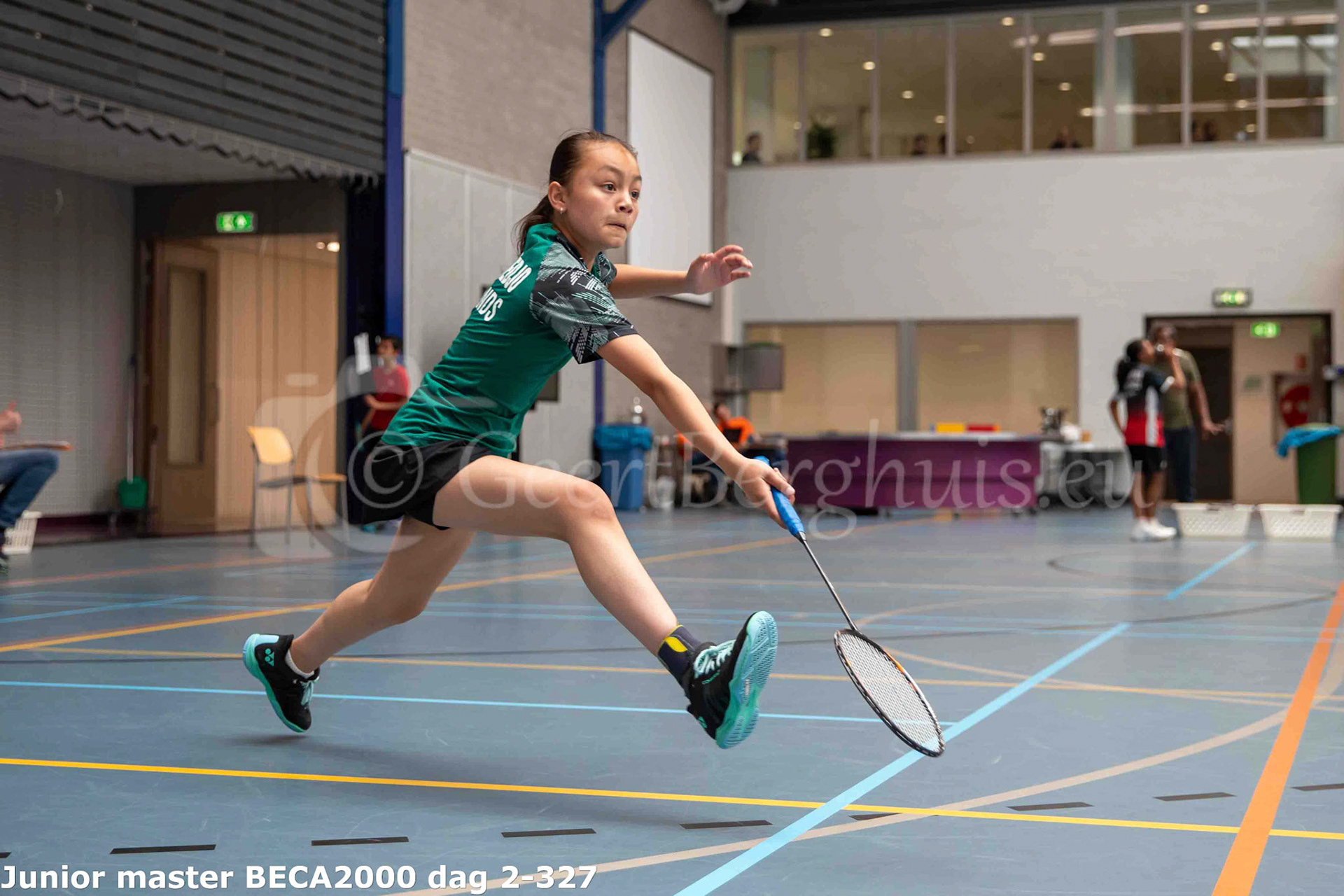 Junior master BECA2000