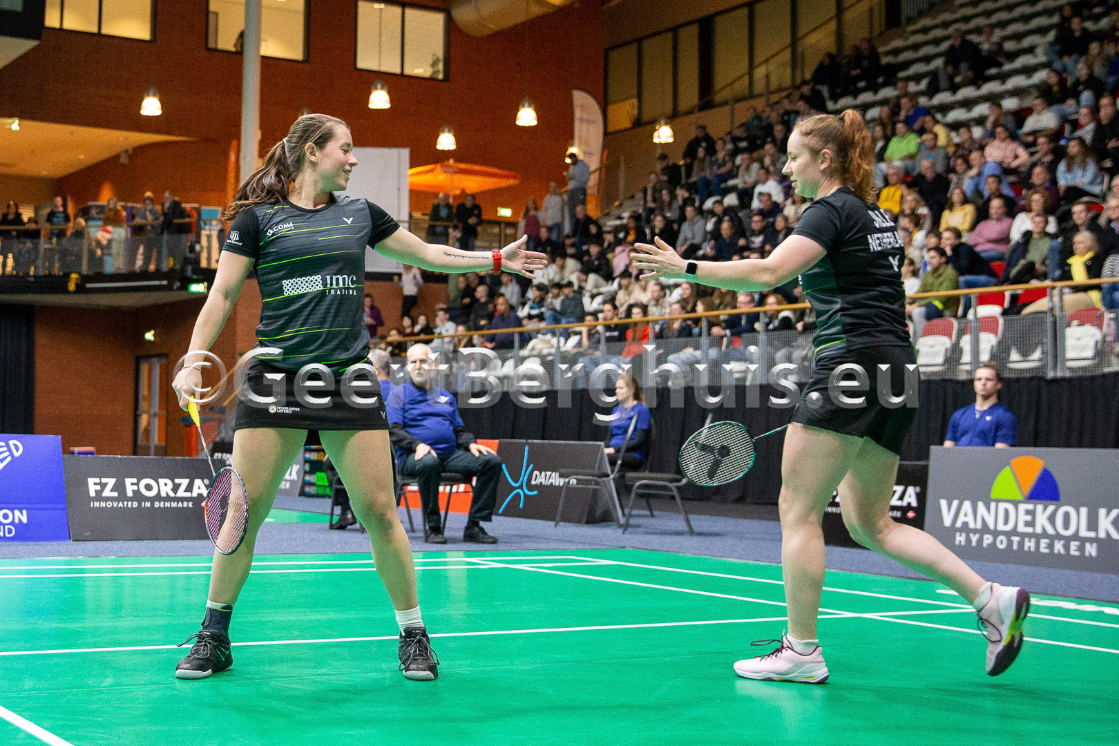 Cheryl Seinen, Debora Jille
