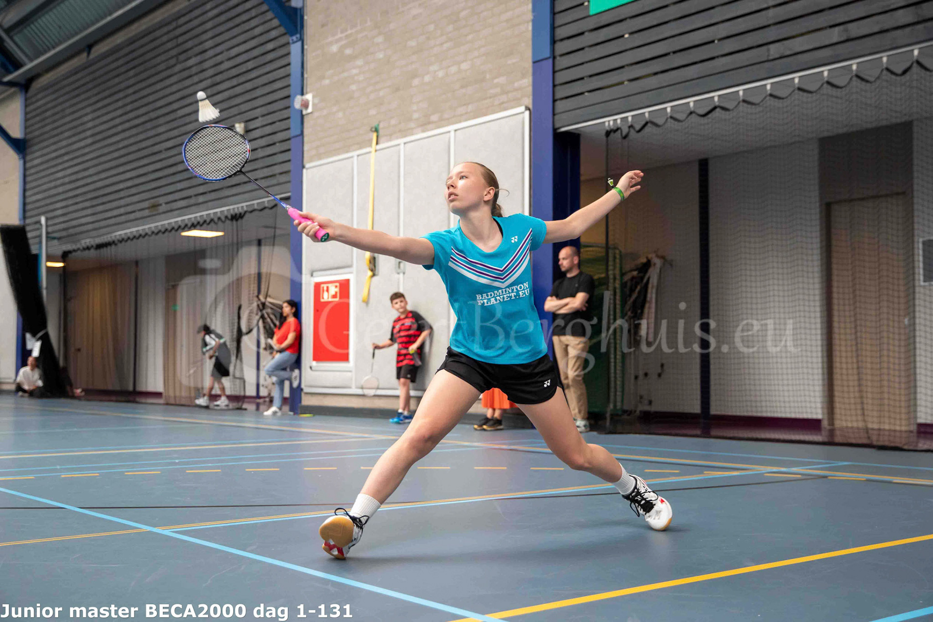 Junior master BECA 2000
