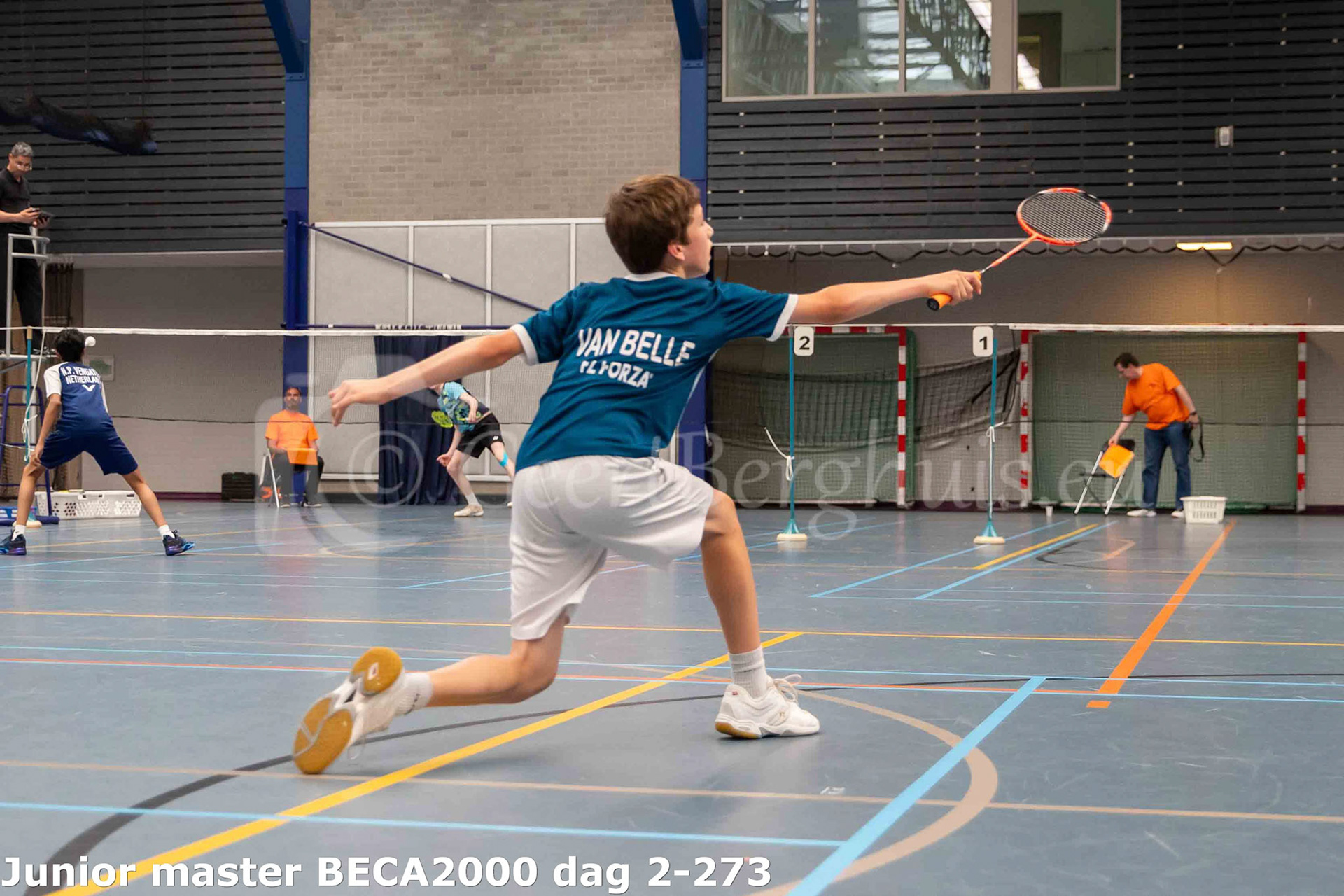 Junior master BECA2000