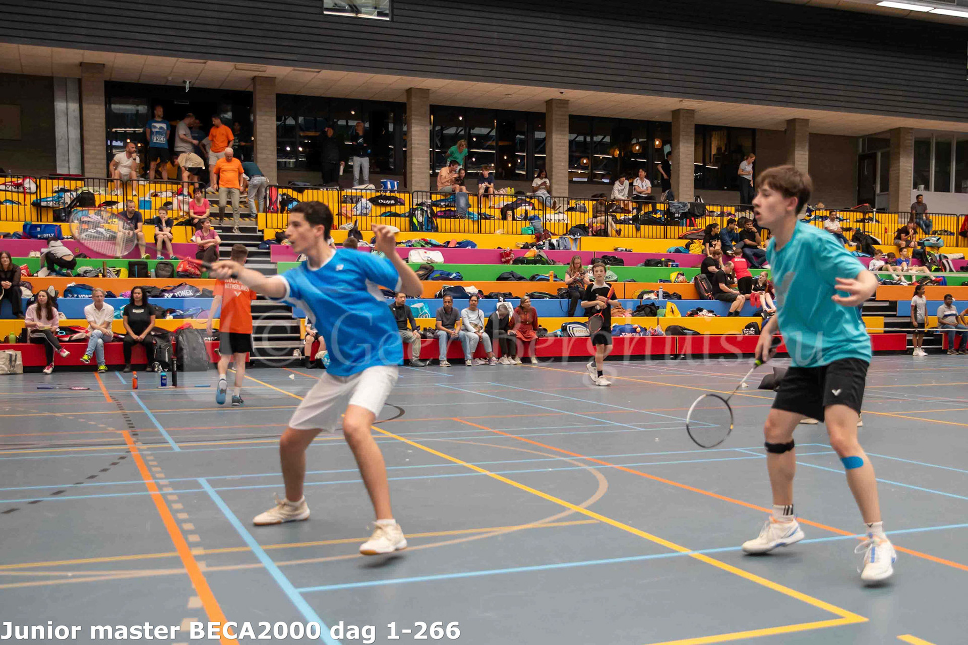 Junior master BECA 2000