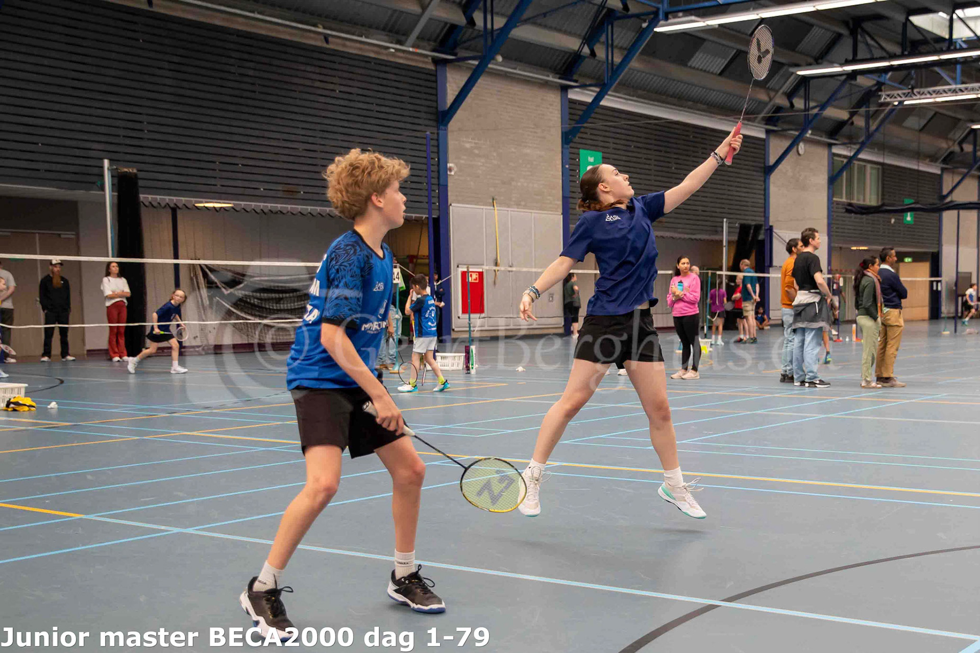 Junior master BECA 2000