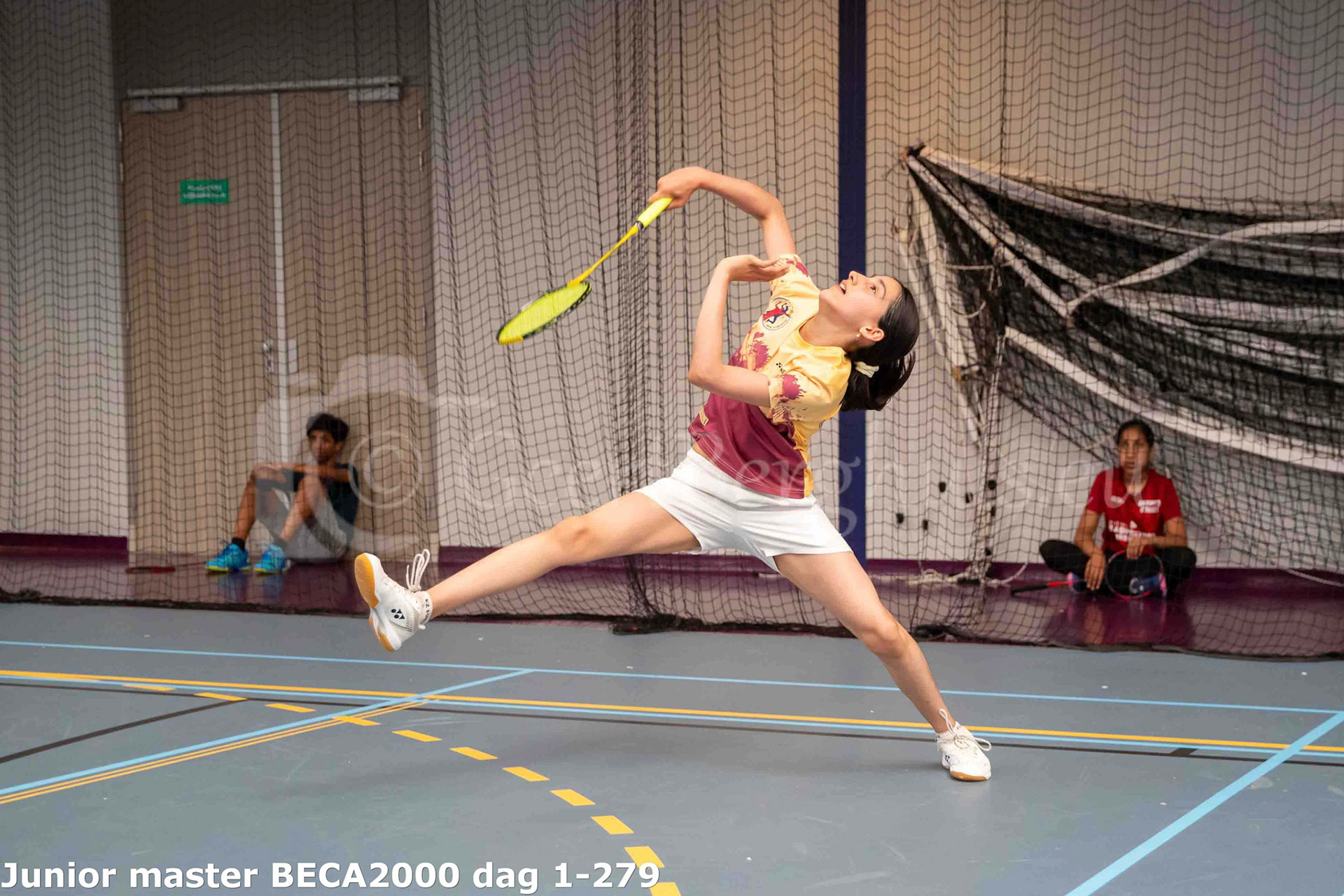 Junior master BECA 2000