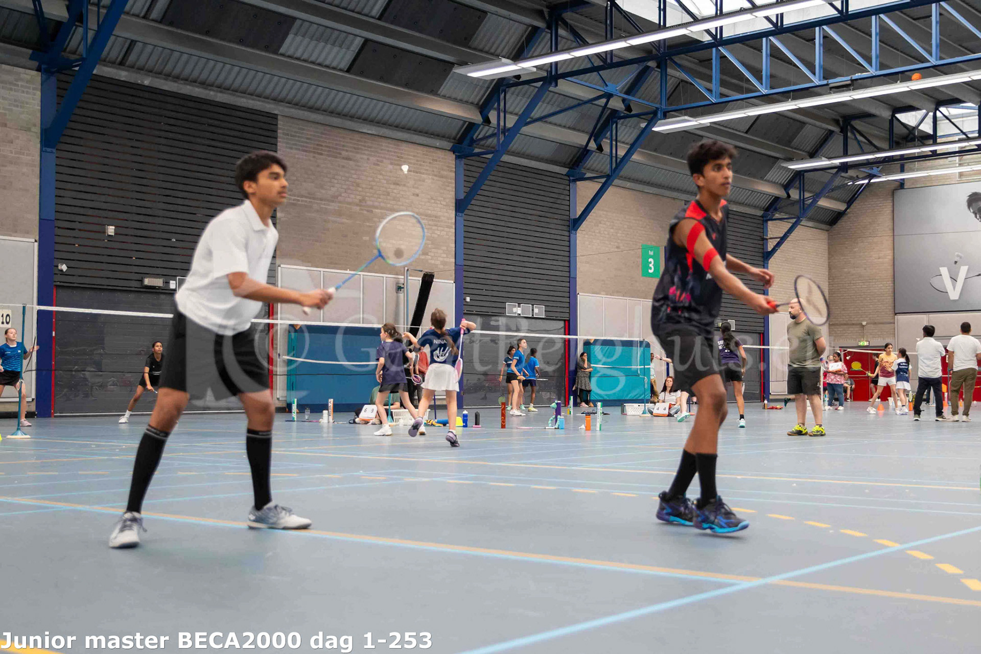 Junior master BECA 2000