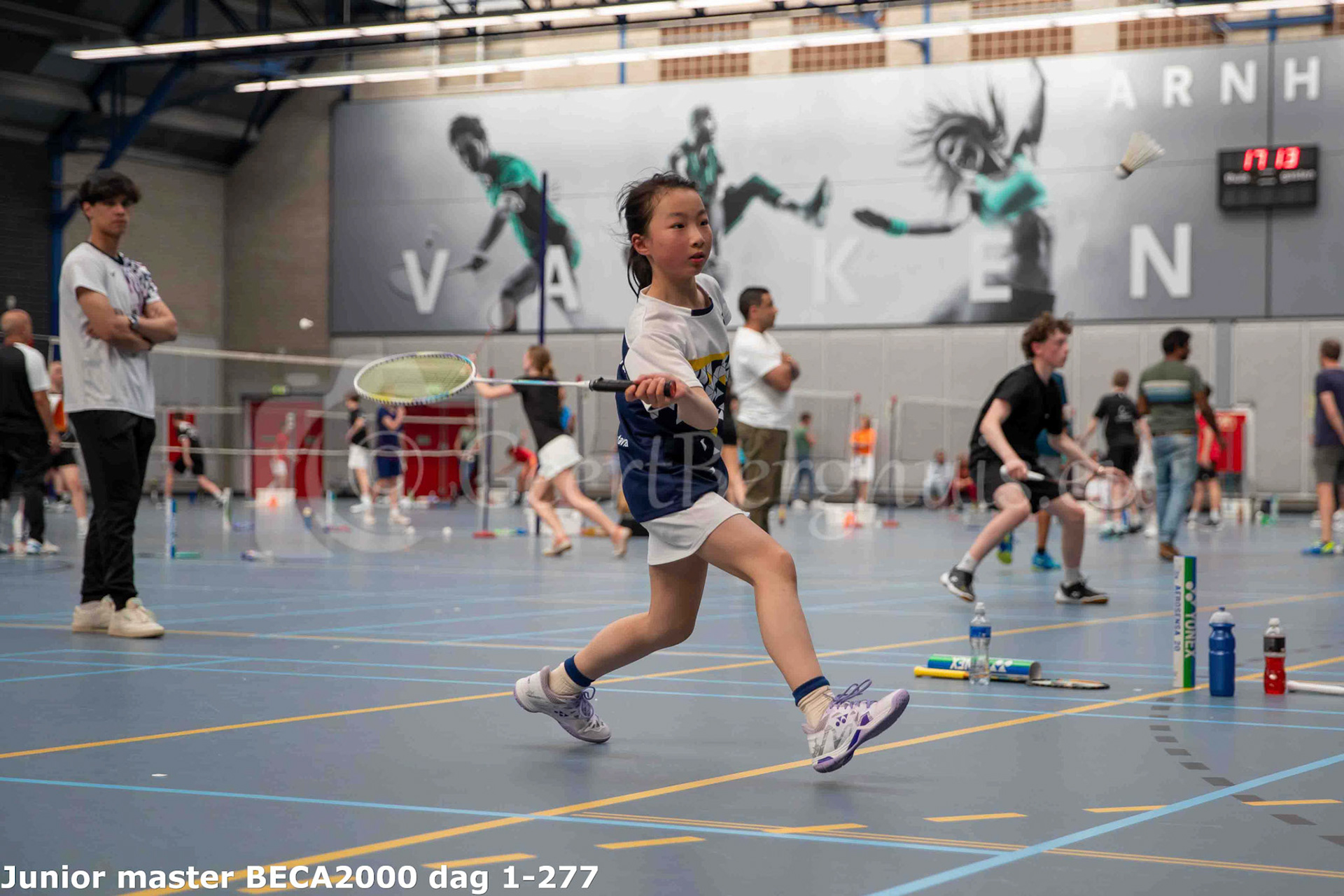 Junior master BECA 2000