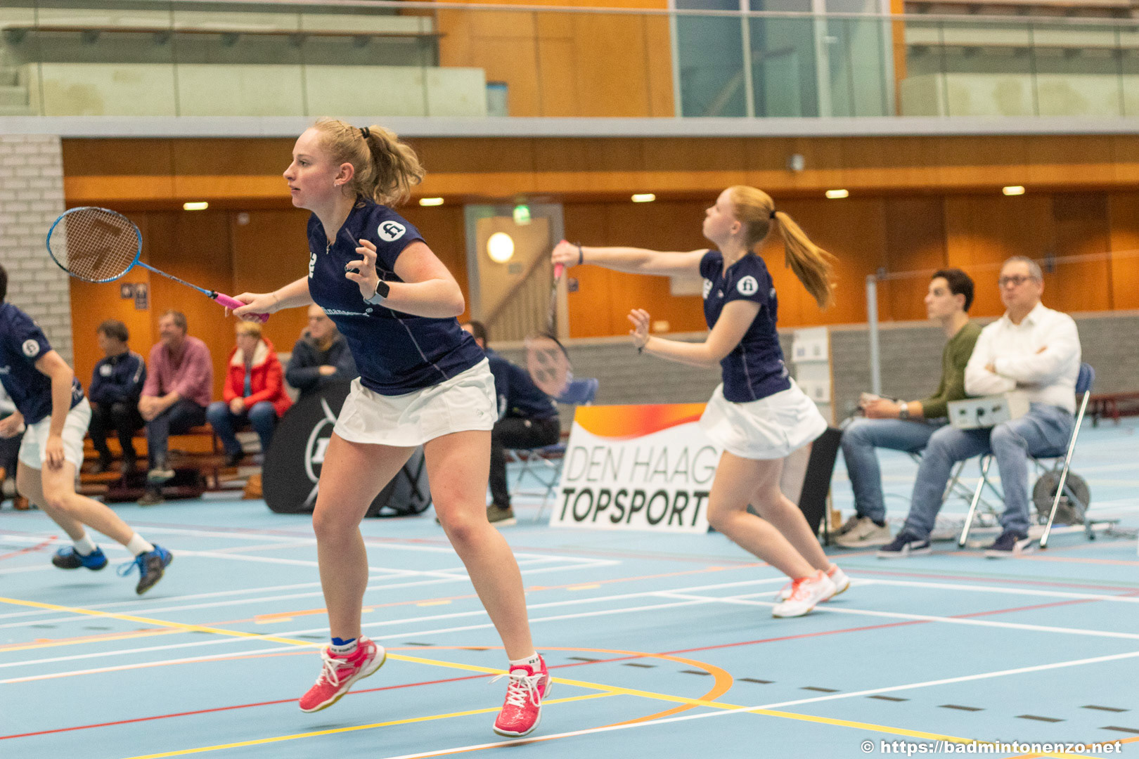 Charissa Kuiper en Kiona van der Werf