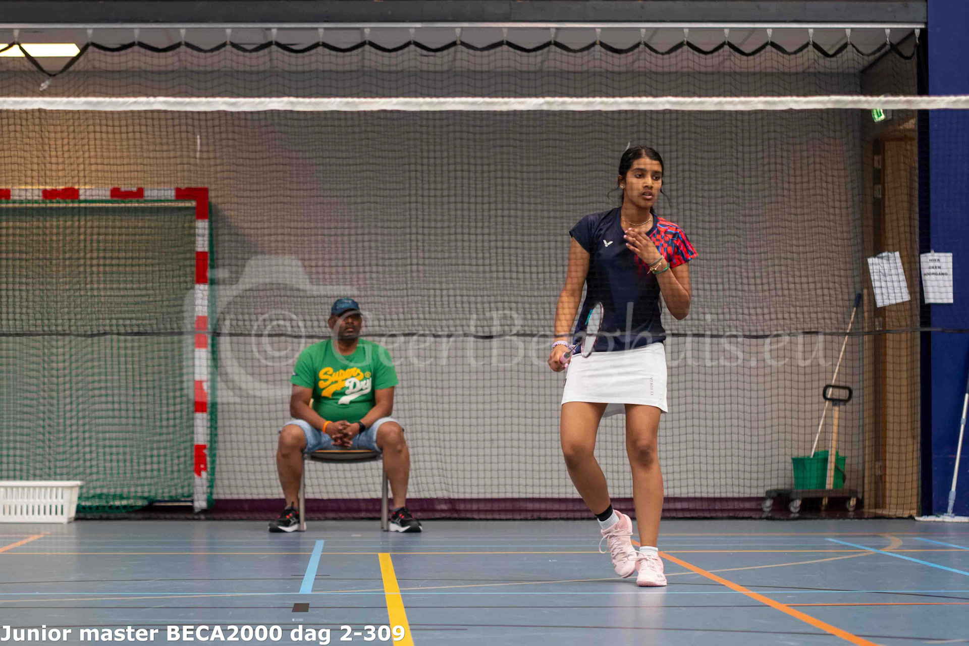 Junior master BECA2000