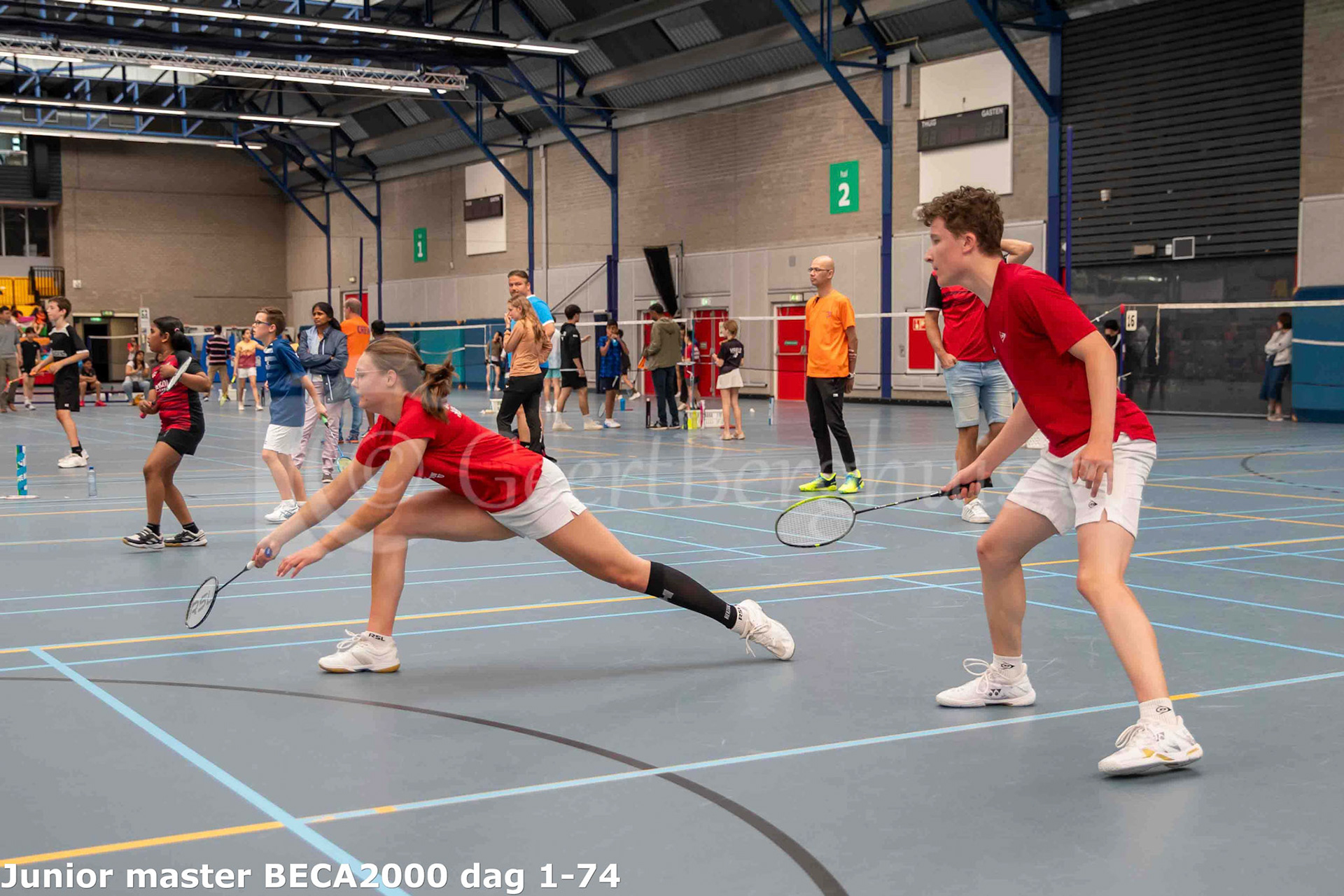 Junior master BECA 2000