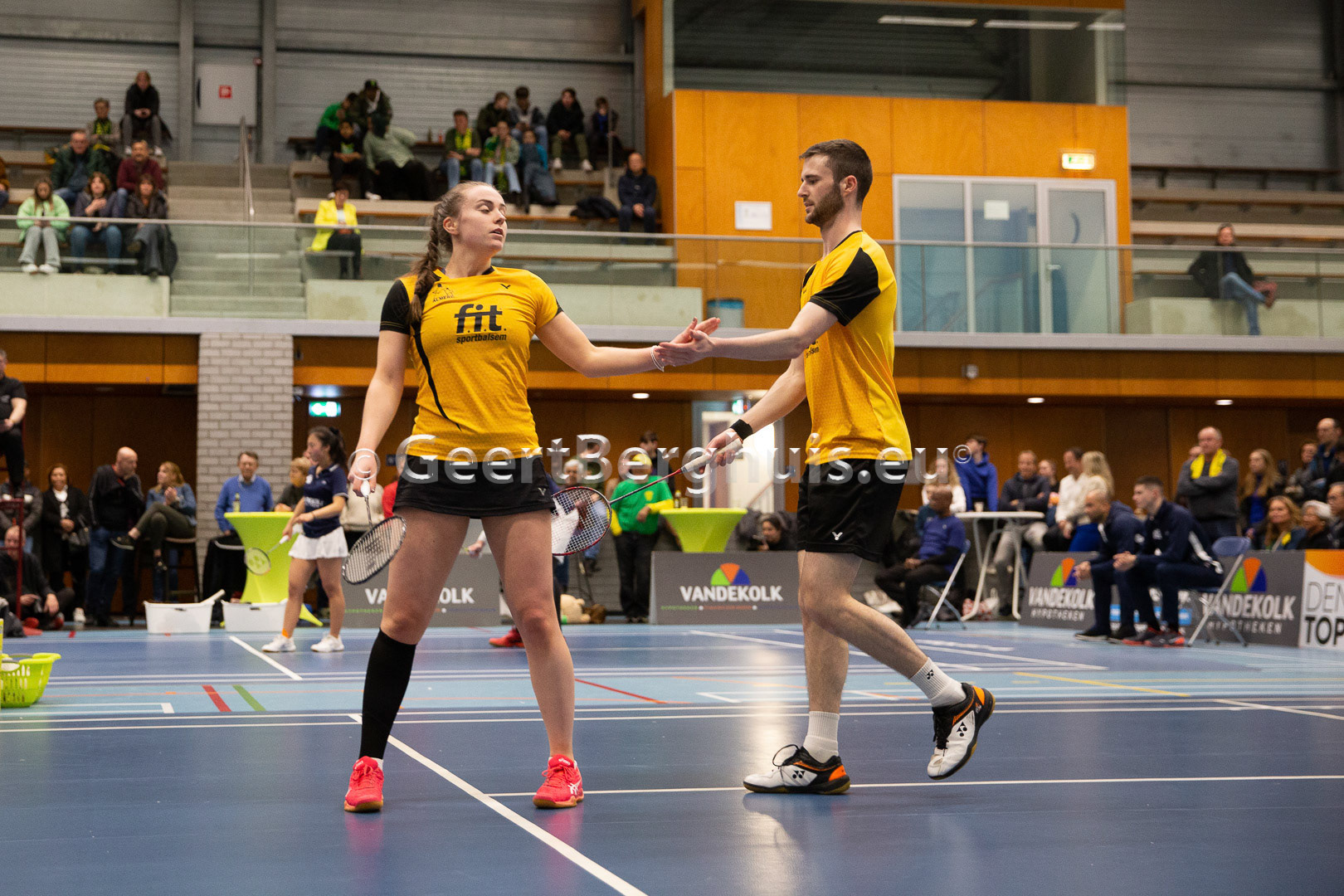 Eleanor O'Donnell en Adam Hall