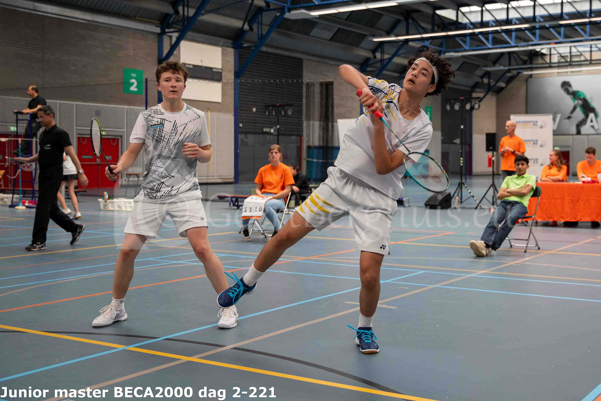 Junior master BECA2000