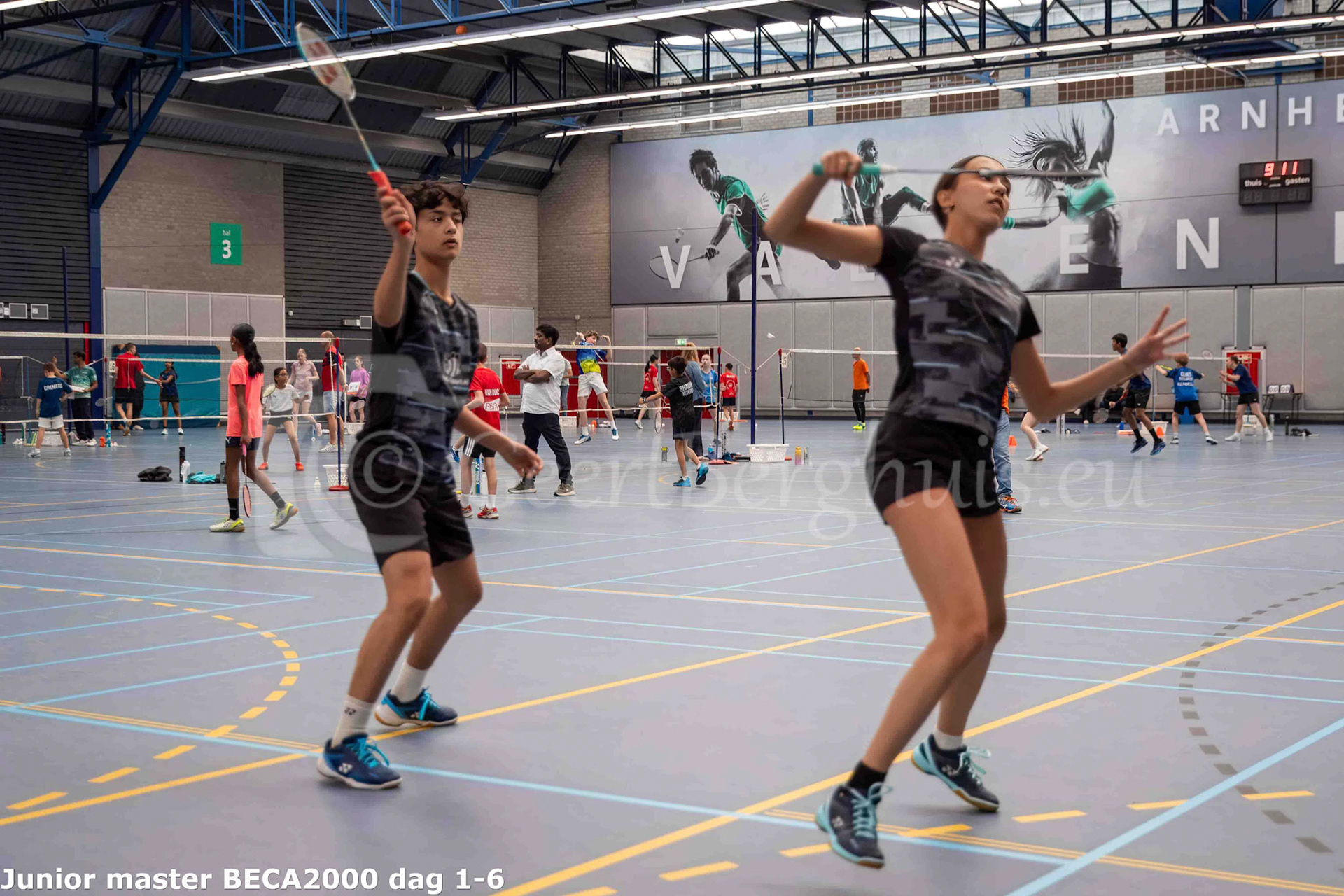 Junior master BECA 2000