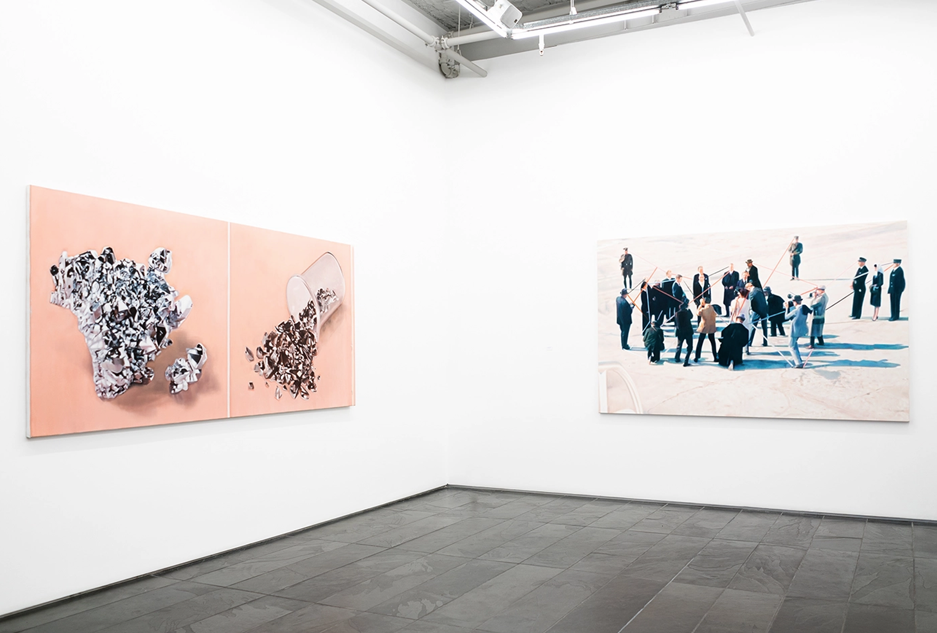Vue de l'exposition Rafael Carneiro, Galo, Pedra, Aeroporto, 2019, Galerie Xippas, Montevideo, Uruguay.