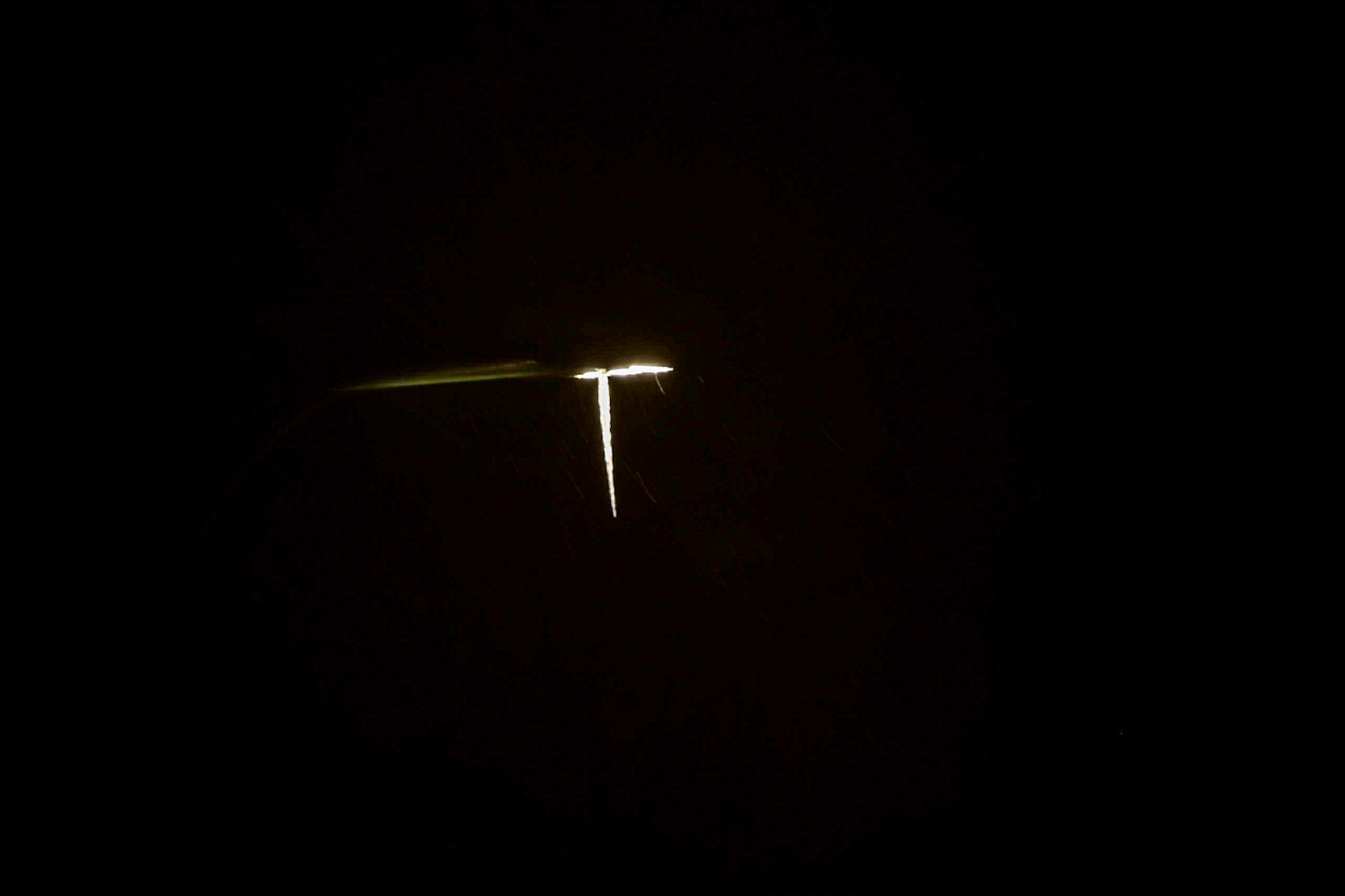 Icecicle on the streetlight.